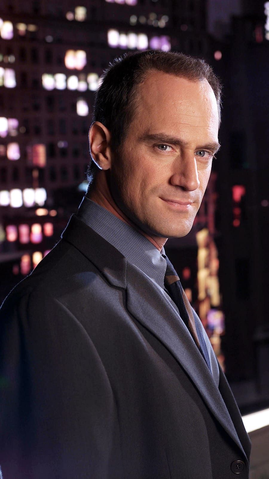 900x1600 Elliot Stabler Wallpaper