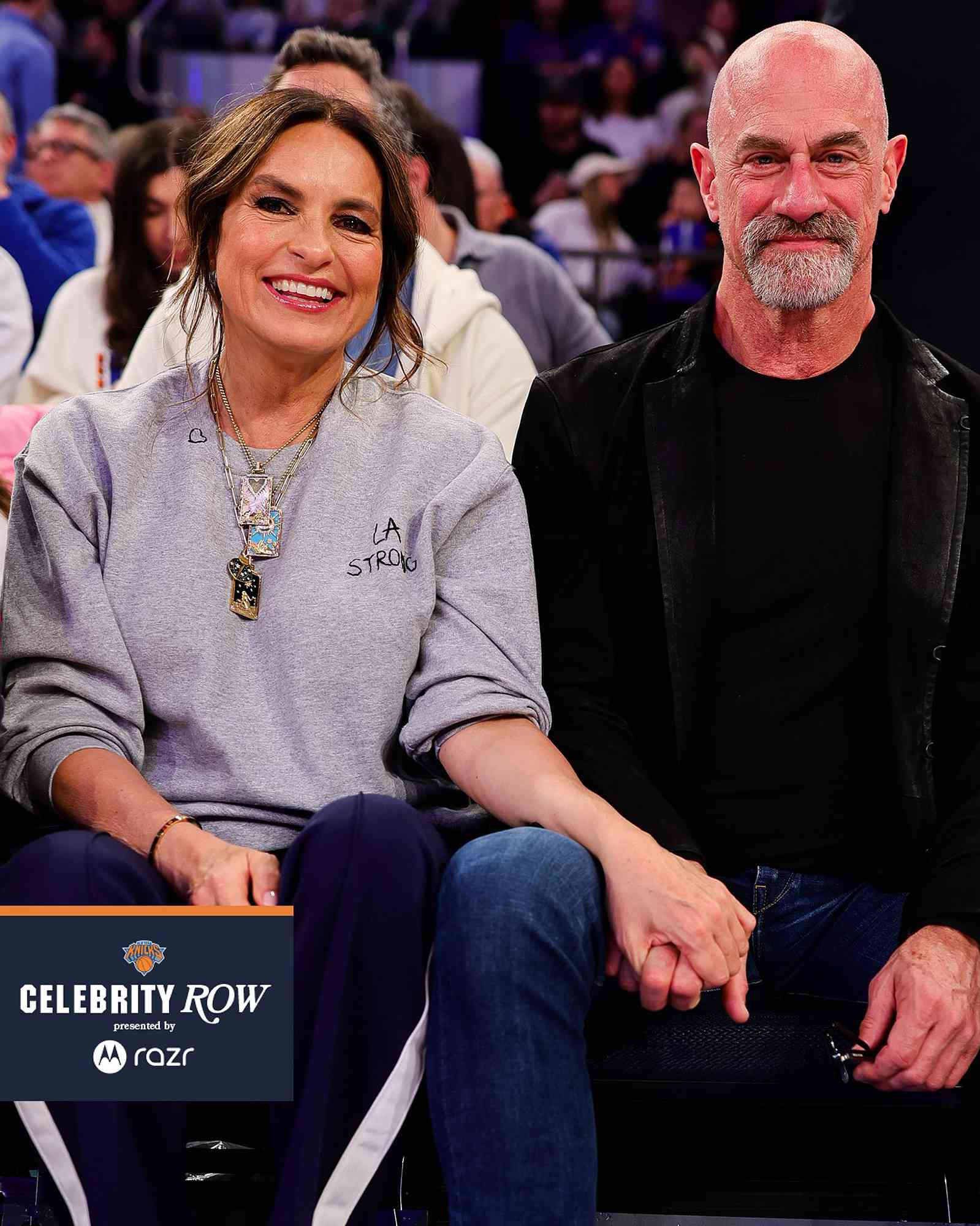 1599x2000 Mariska Hargitay and Christopher Meloni's Best Friendship Photo Over the Years