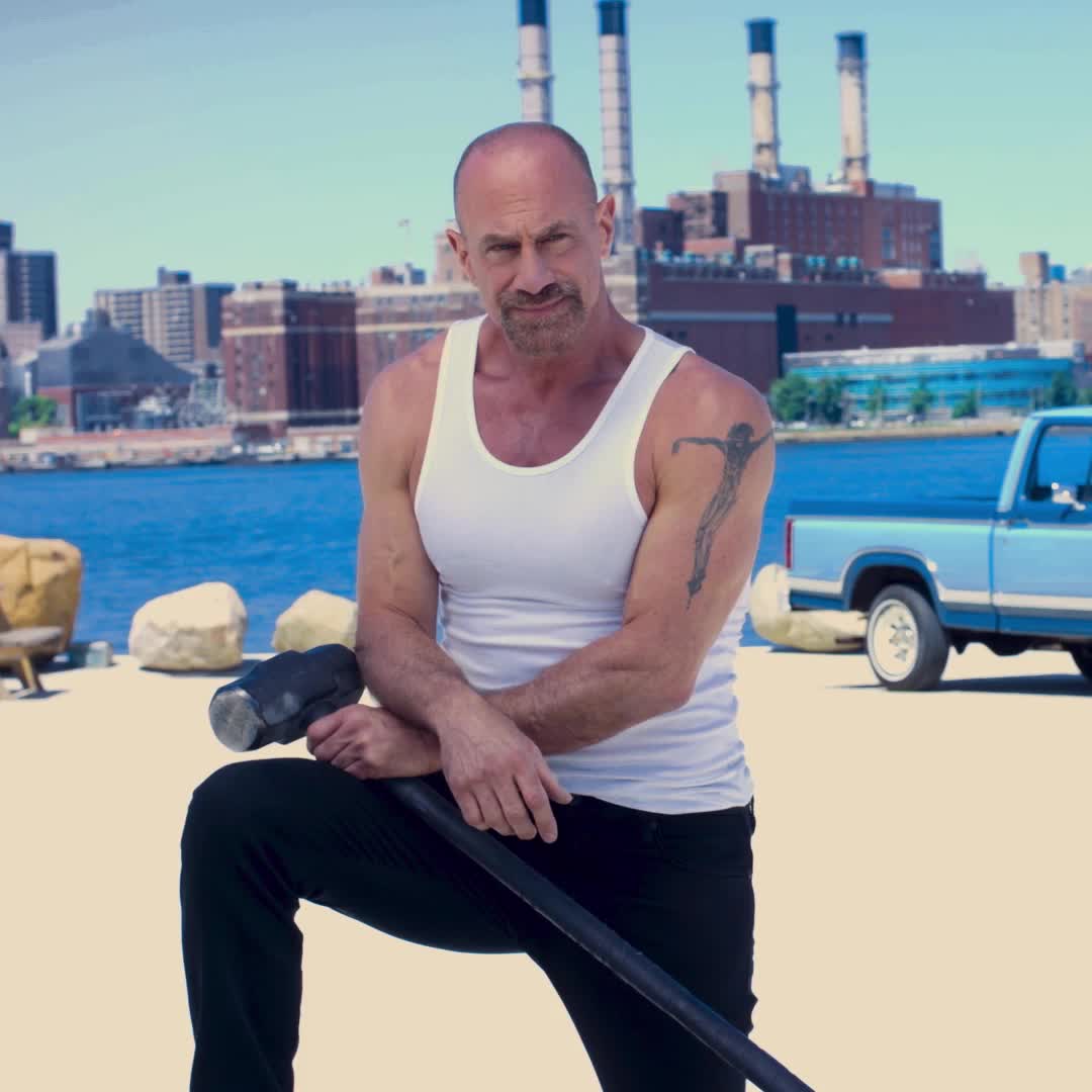 1080x1080 Christopher Meloni on Law & Order: Organized Crime, Working Out, and Being a Zaddy