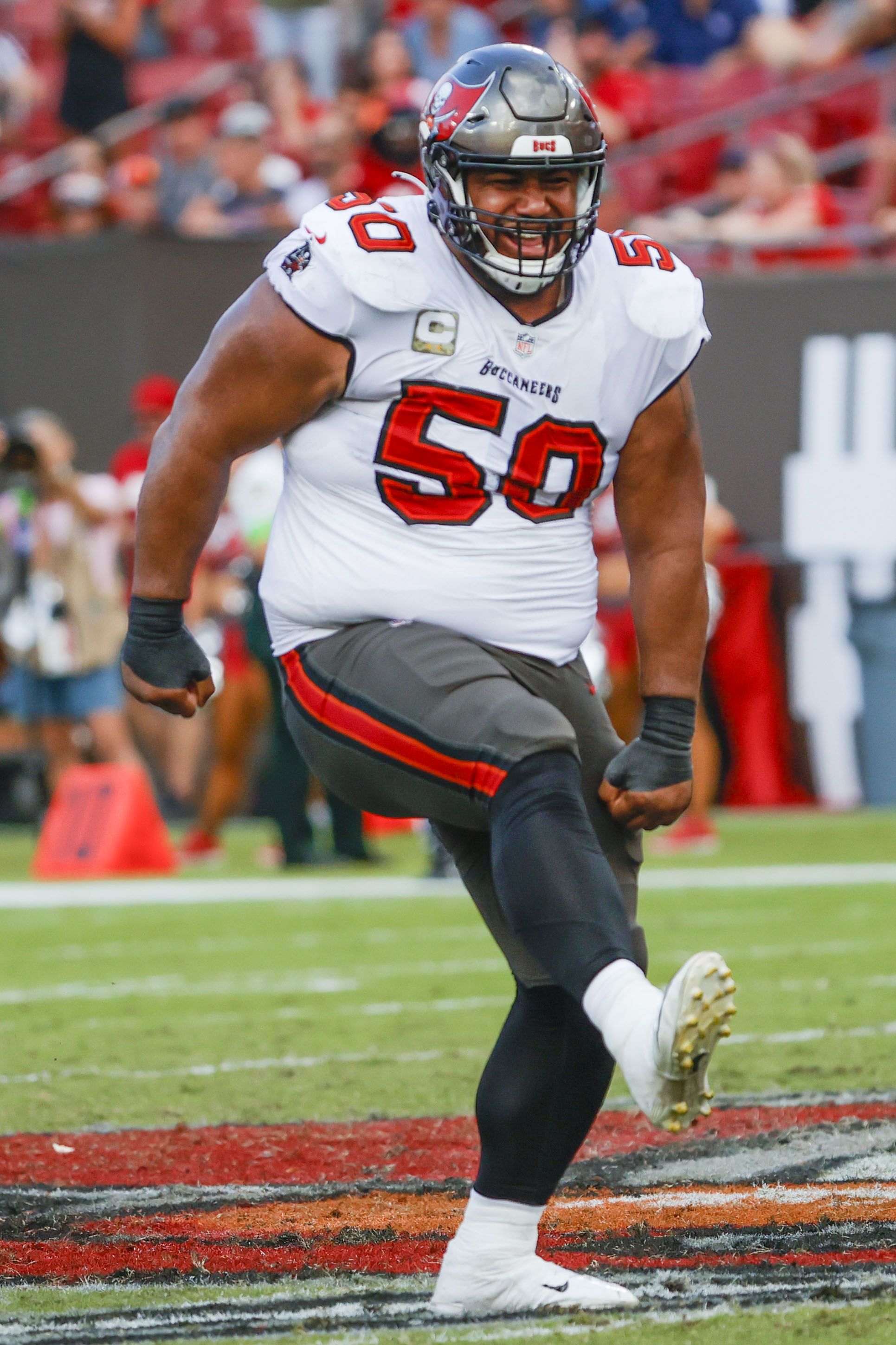 1931x2897 Vita Vea is bringing the fun in games for the Bucs