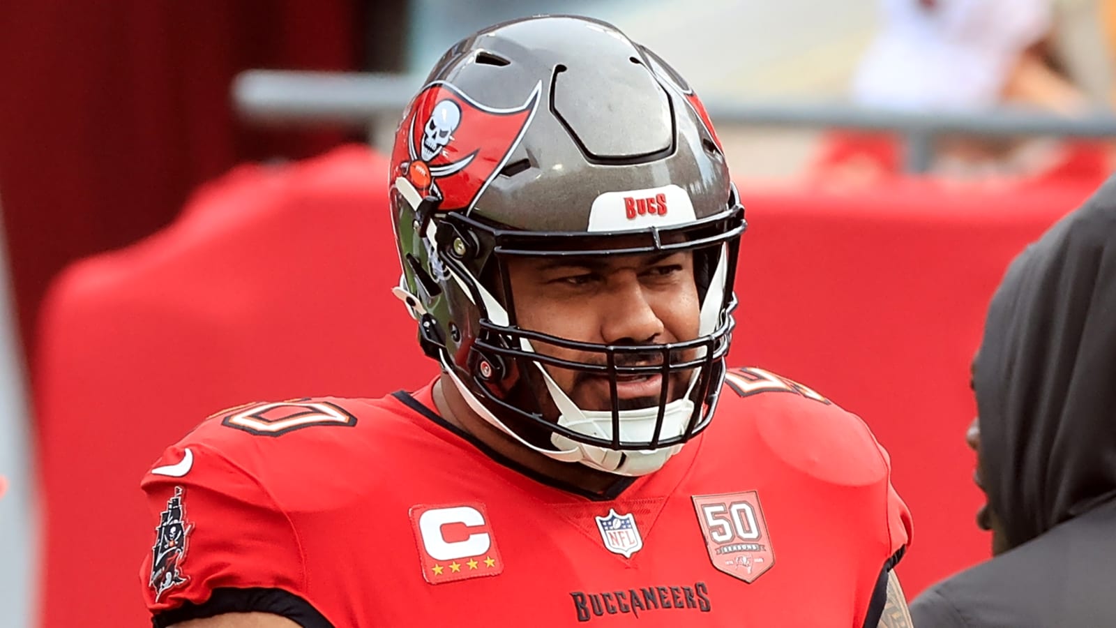 1600x900 Buccaneers, DT Vita Vea Agree To One Year Extension