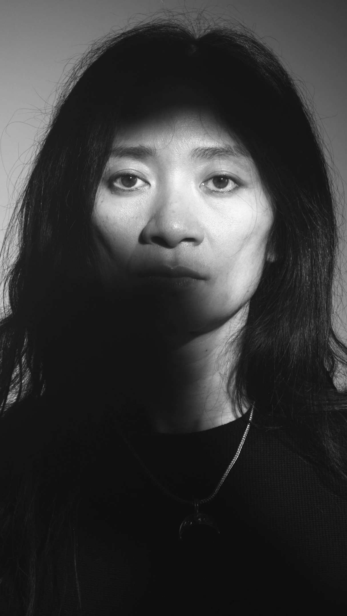 1215x2160 Chloé Zhao Is Yearning to Know How to Love