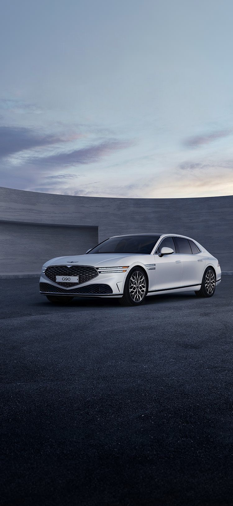 750x1624 Genesis G90 Size Luxury Sedan