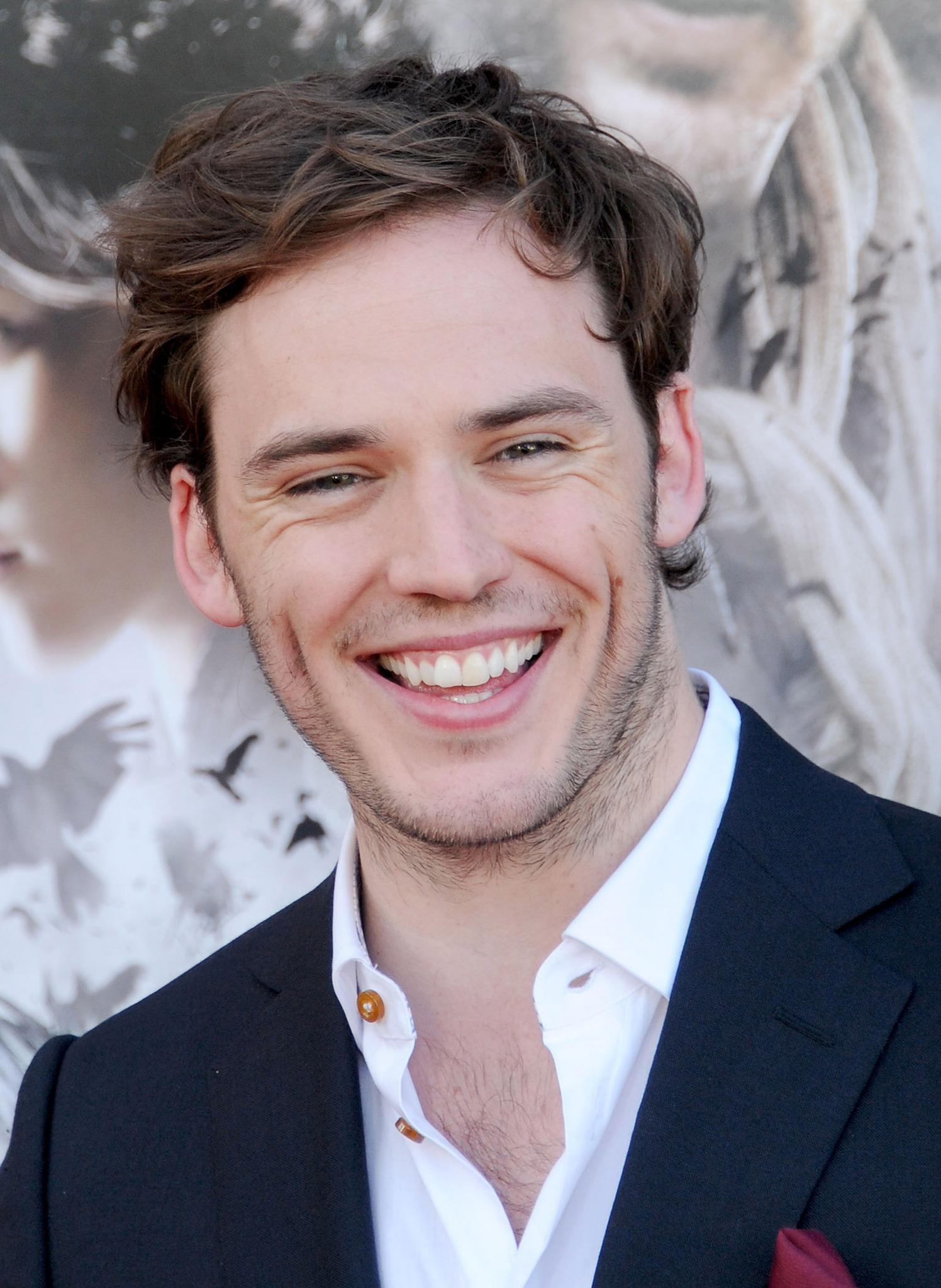 1496x2048 Sam Claflin Android Wallpaper
