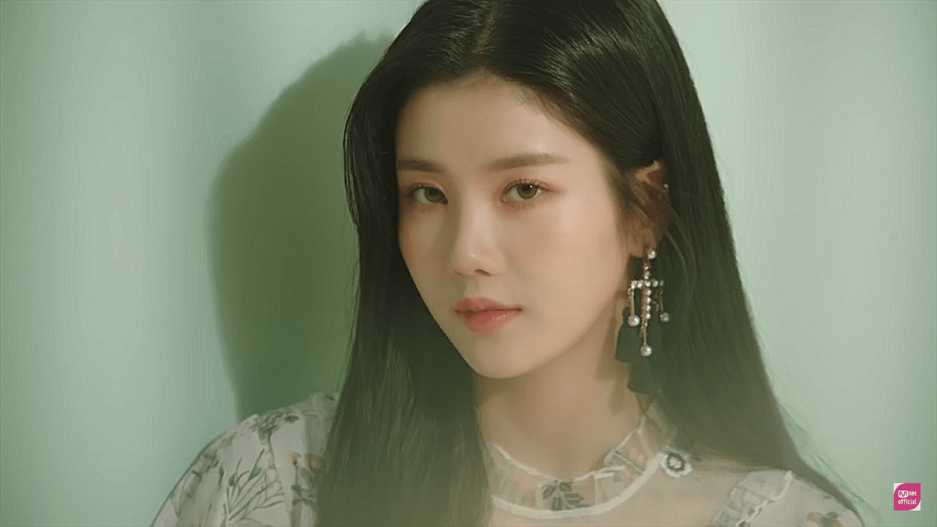 1366x768 Izone Wallpaper HD Desktop