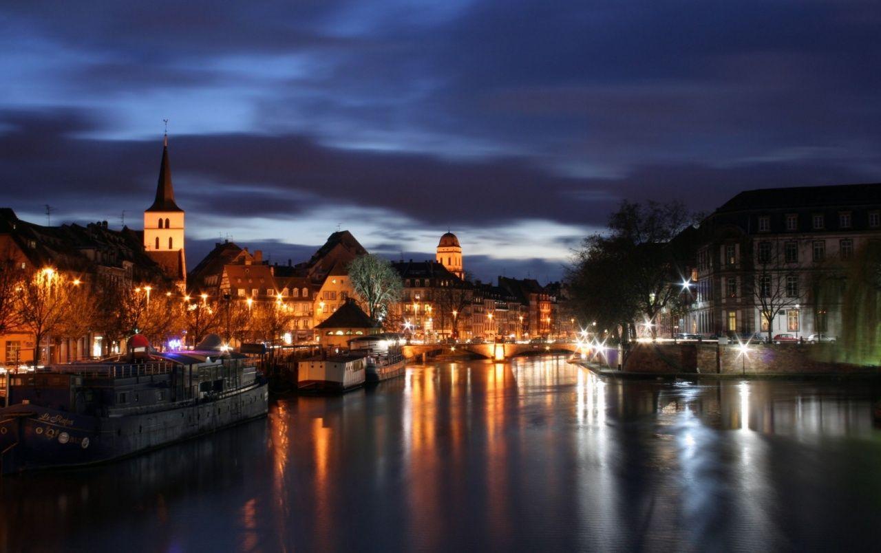 1280x804 Town at night wallpaper. Town at night