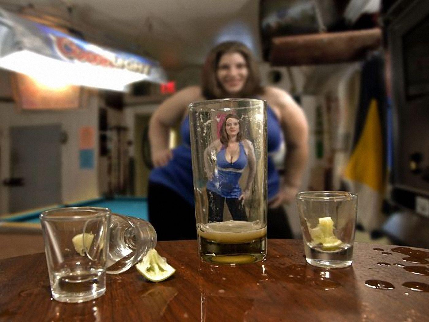 1400x1050 fat, alcohol, drunk, beergoggles wallpaper