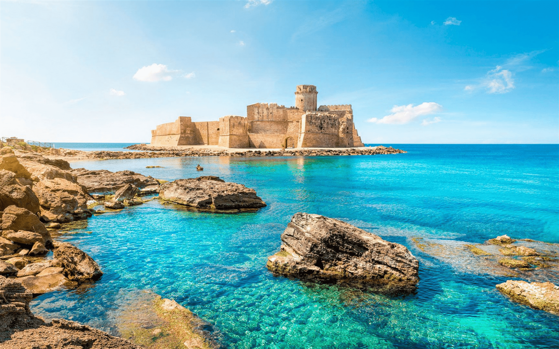 Calabria Wallpapers - Top Free Calabria Backgrounds - WallpaperAccess