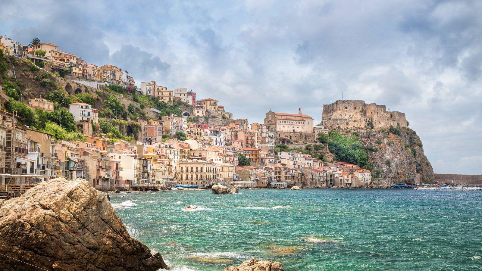 Calabria Wallpapers Top Free Calabria Backgrounds WallpaperAccess
