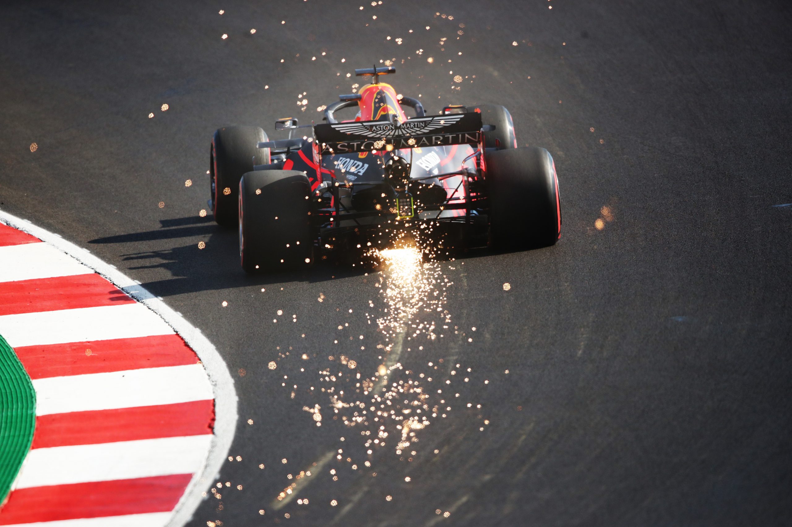 2560x1706 Verstappen right to be 'realistic' about 2021 chances