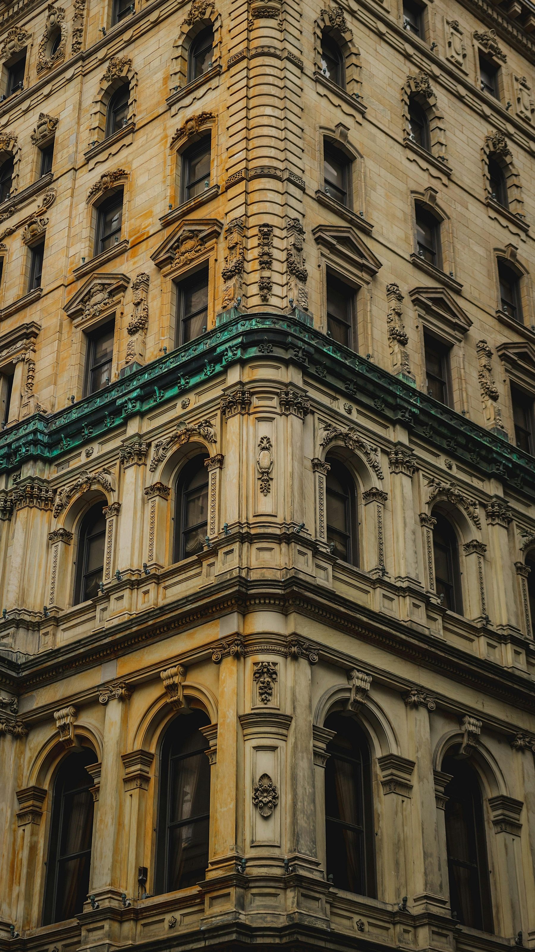 1800x3200 Classical Architecture Building Closeup