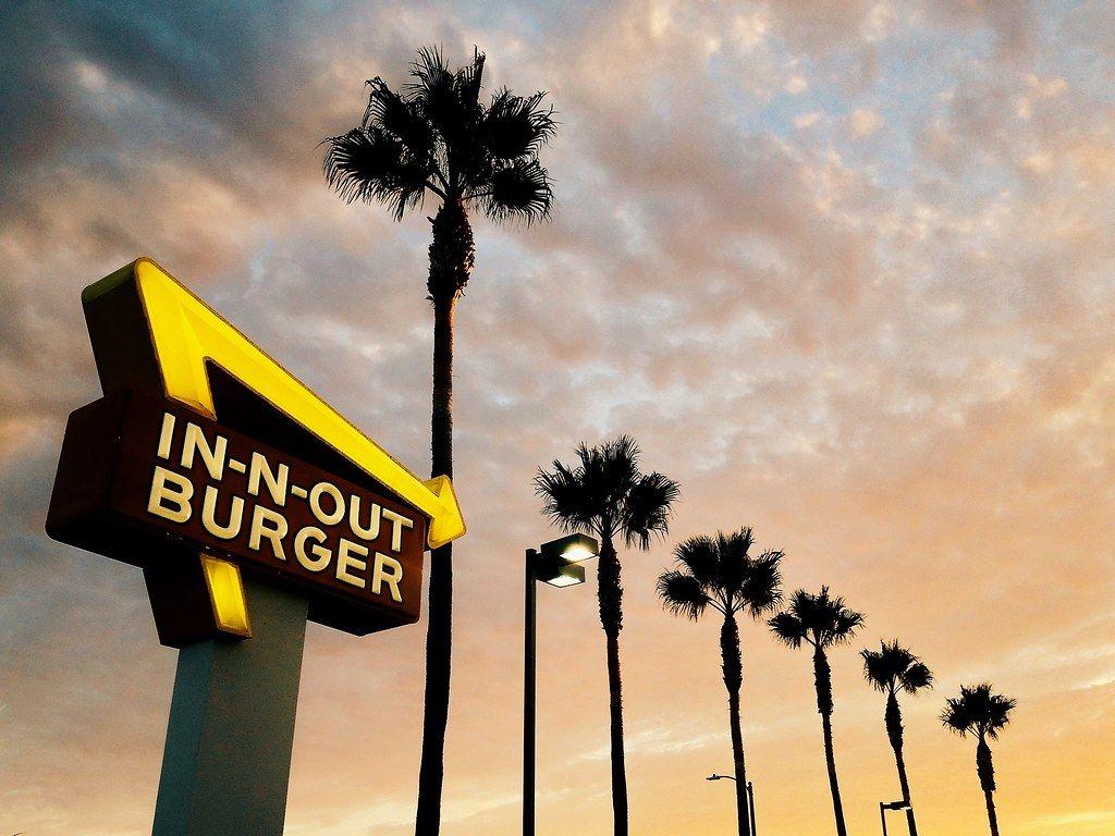1024x768 N Out Burger