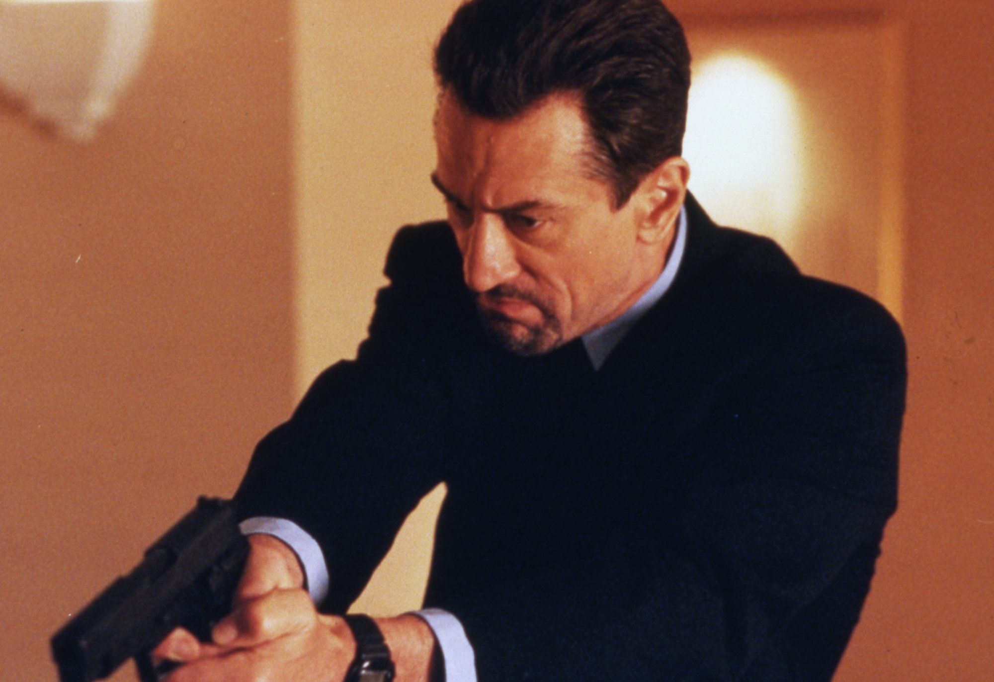 2000x1372 Heat (1995) De Niro as Neil McCauley