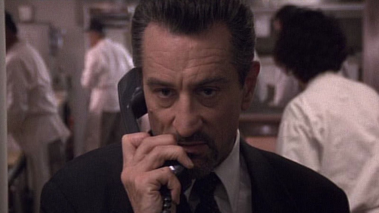 1600x900 Robert De Niro's House In Heat Was A Window Into His Character's Mind