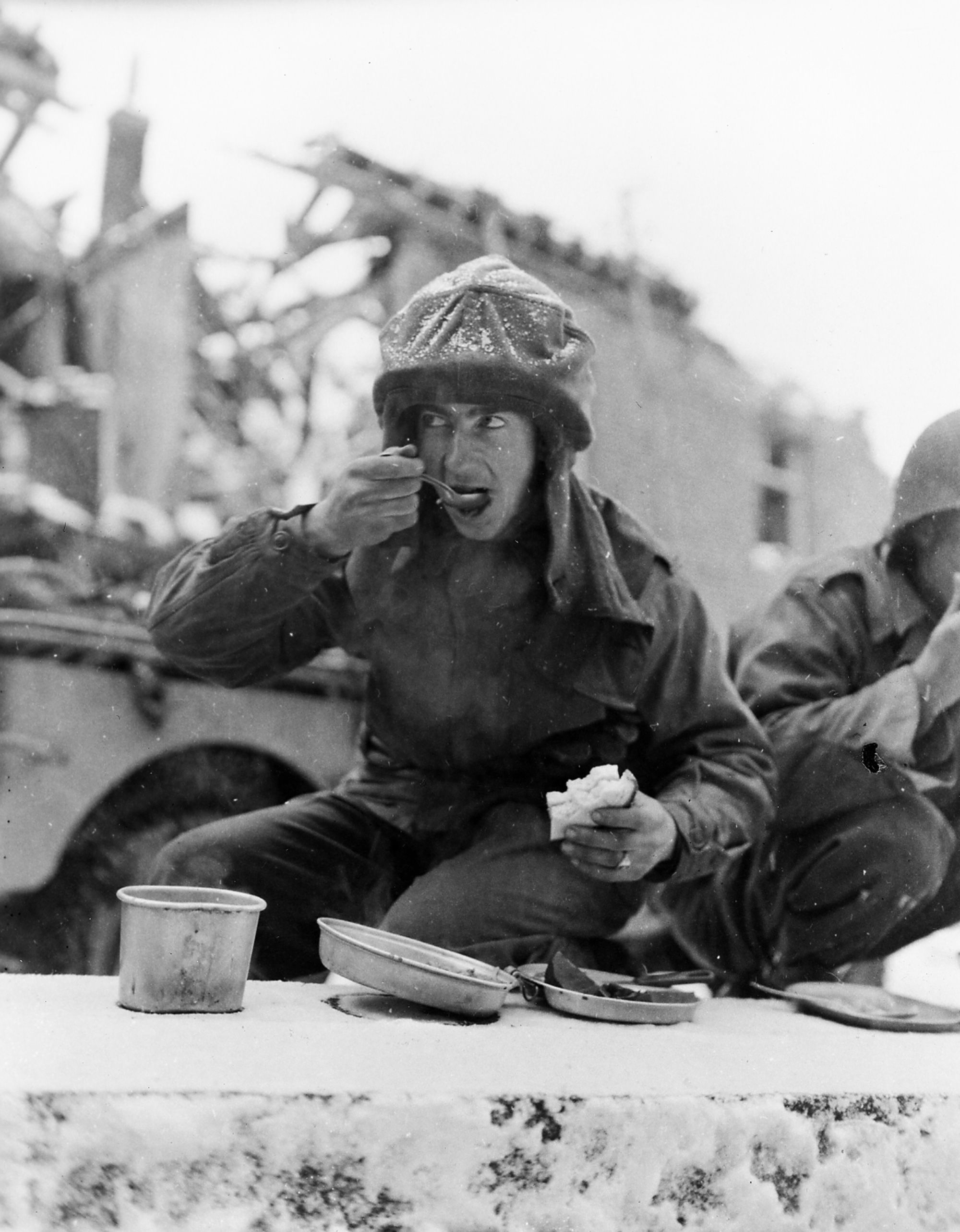 2000x2566 Photos from the Battle of the Bulge. American Experience