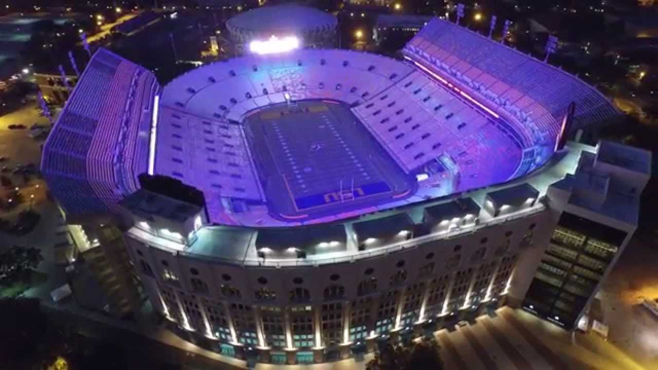 1280x720 LSU's Tiger Stadium, Aerial shot on September 2015