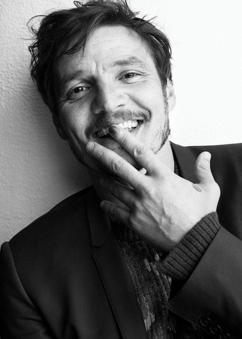 Pedro Pascal Wallpapers - Top Free Pedro Pascal Backgrounds