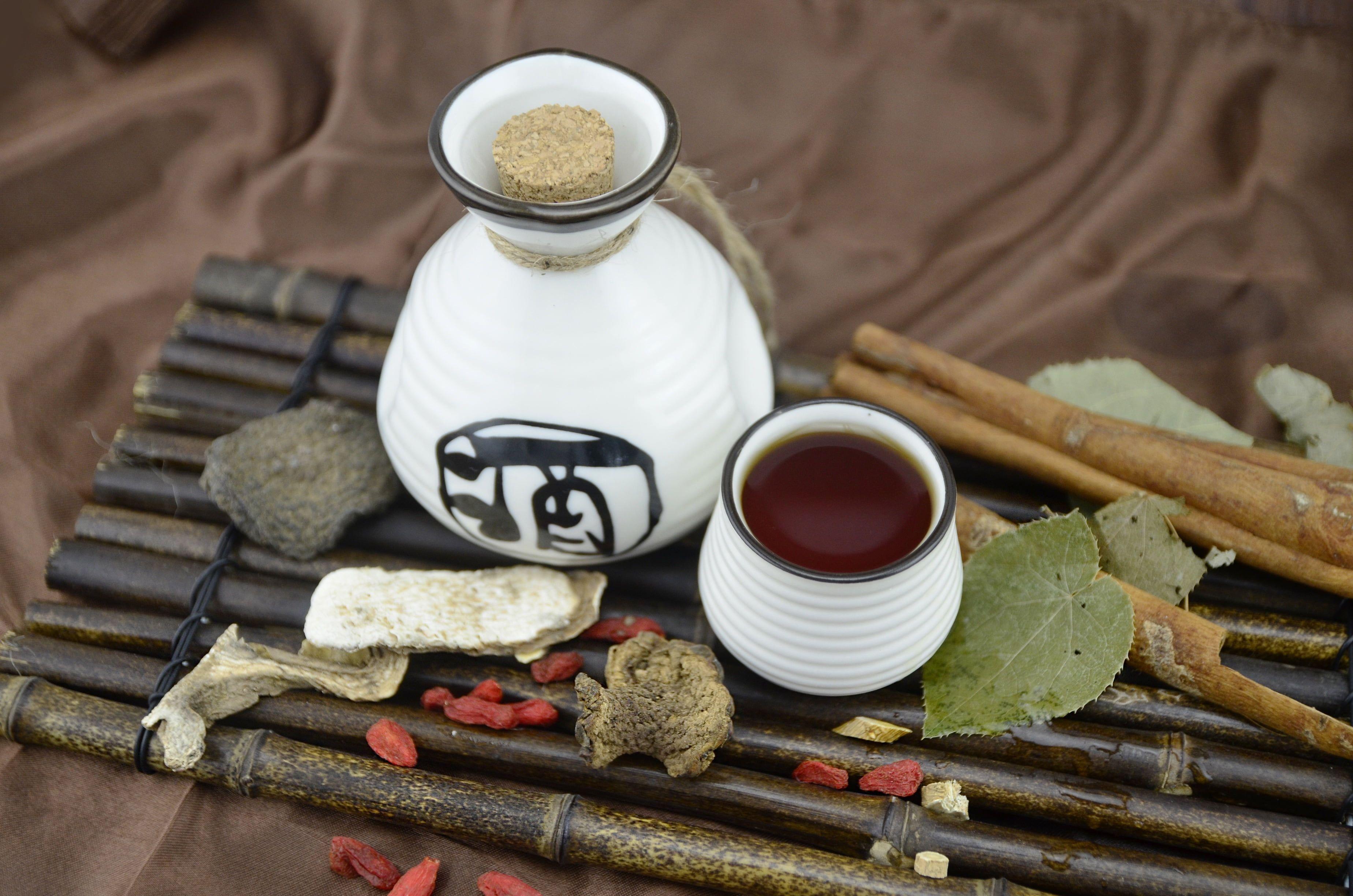 3696x2448 White ceramic japanese sake set HD wallpaper