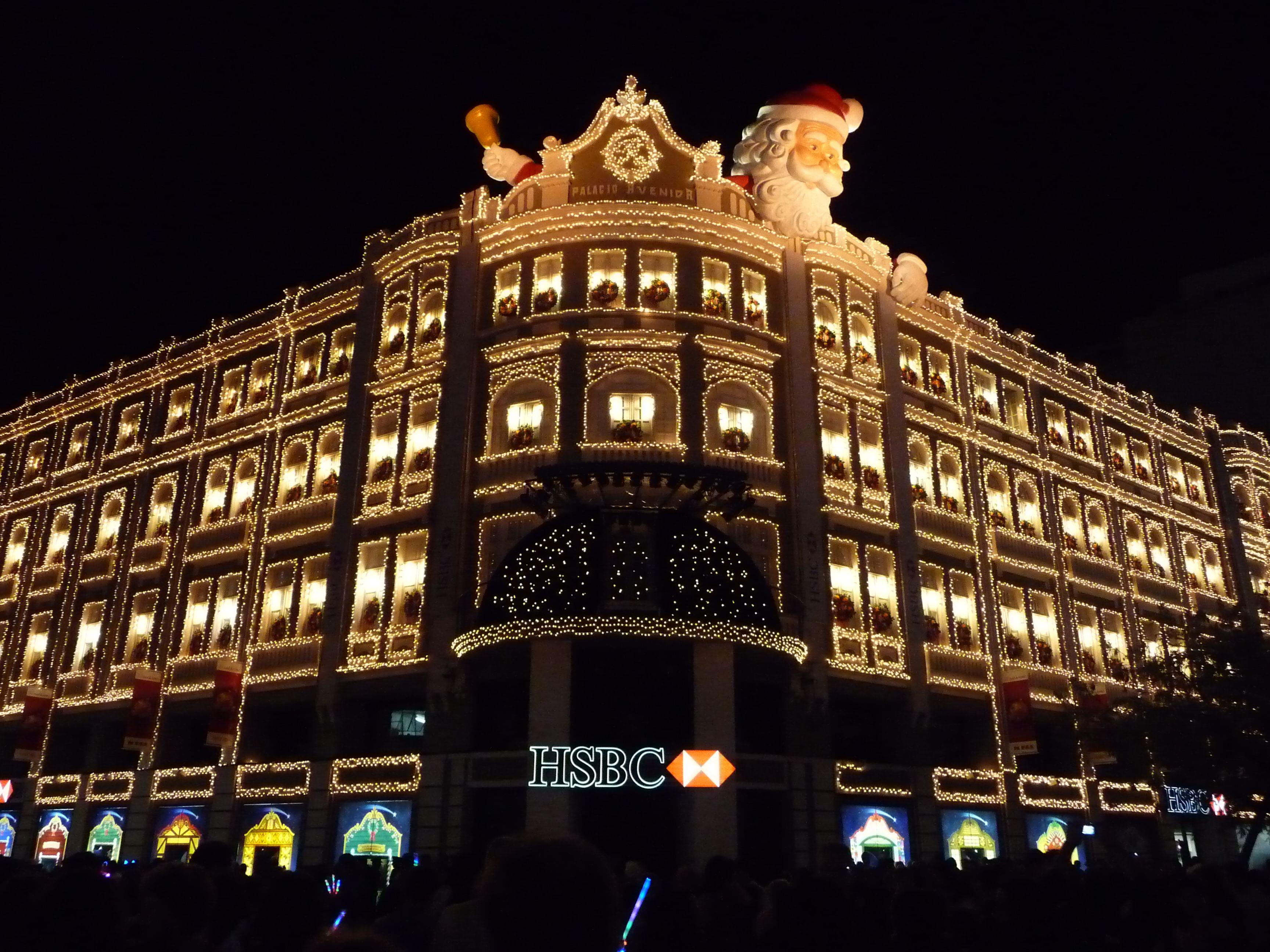 3456x2592 Curitiba: The Brazilian capital of Christmas. Travel to Parana