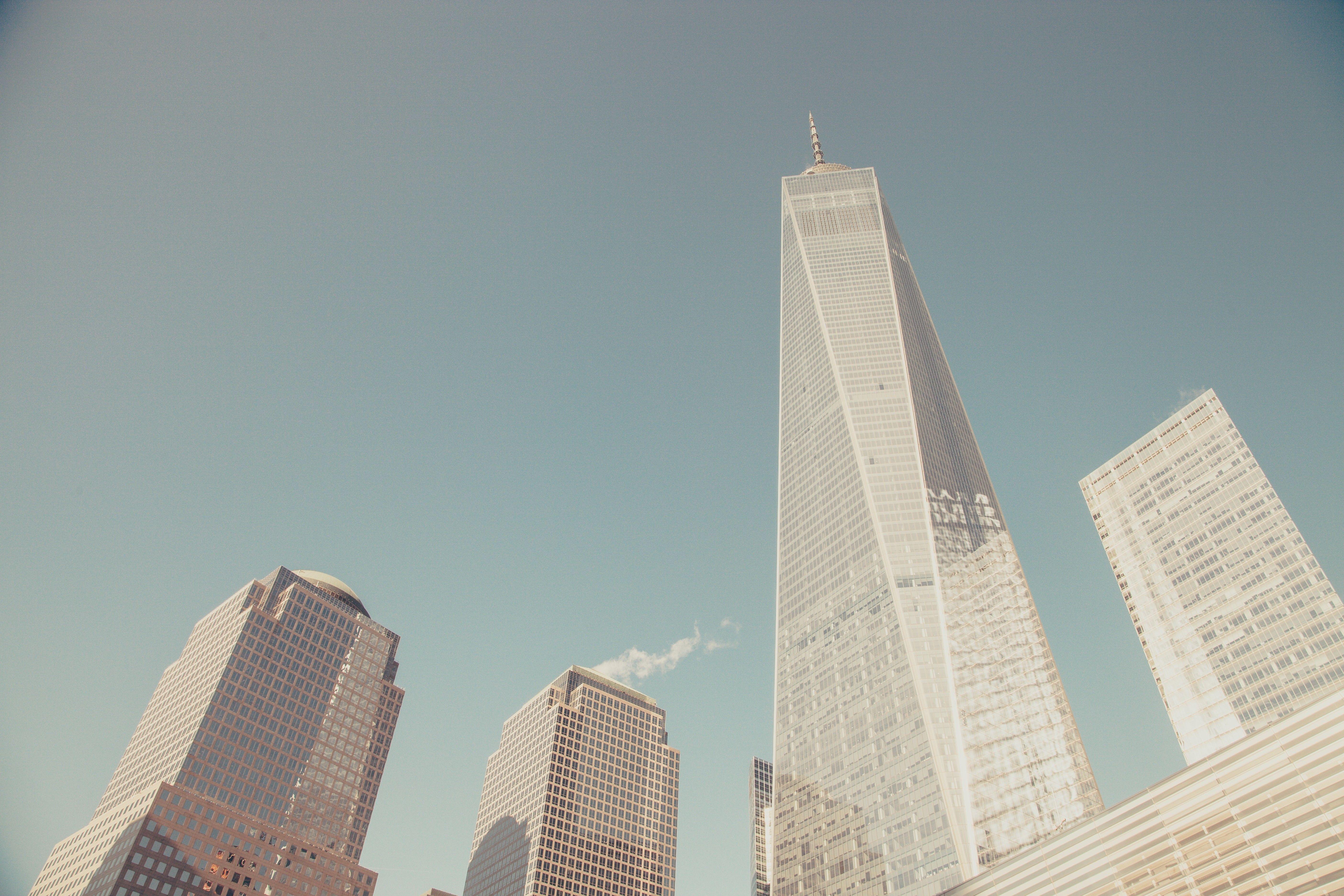 5616x3744 building, Modern, Blue, Sky, Minimalism, One World Trade Center, New York City Wallpaper HD / Desktop and Mobile Background