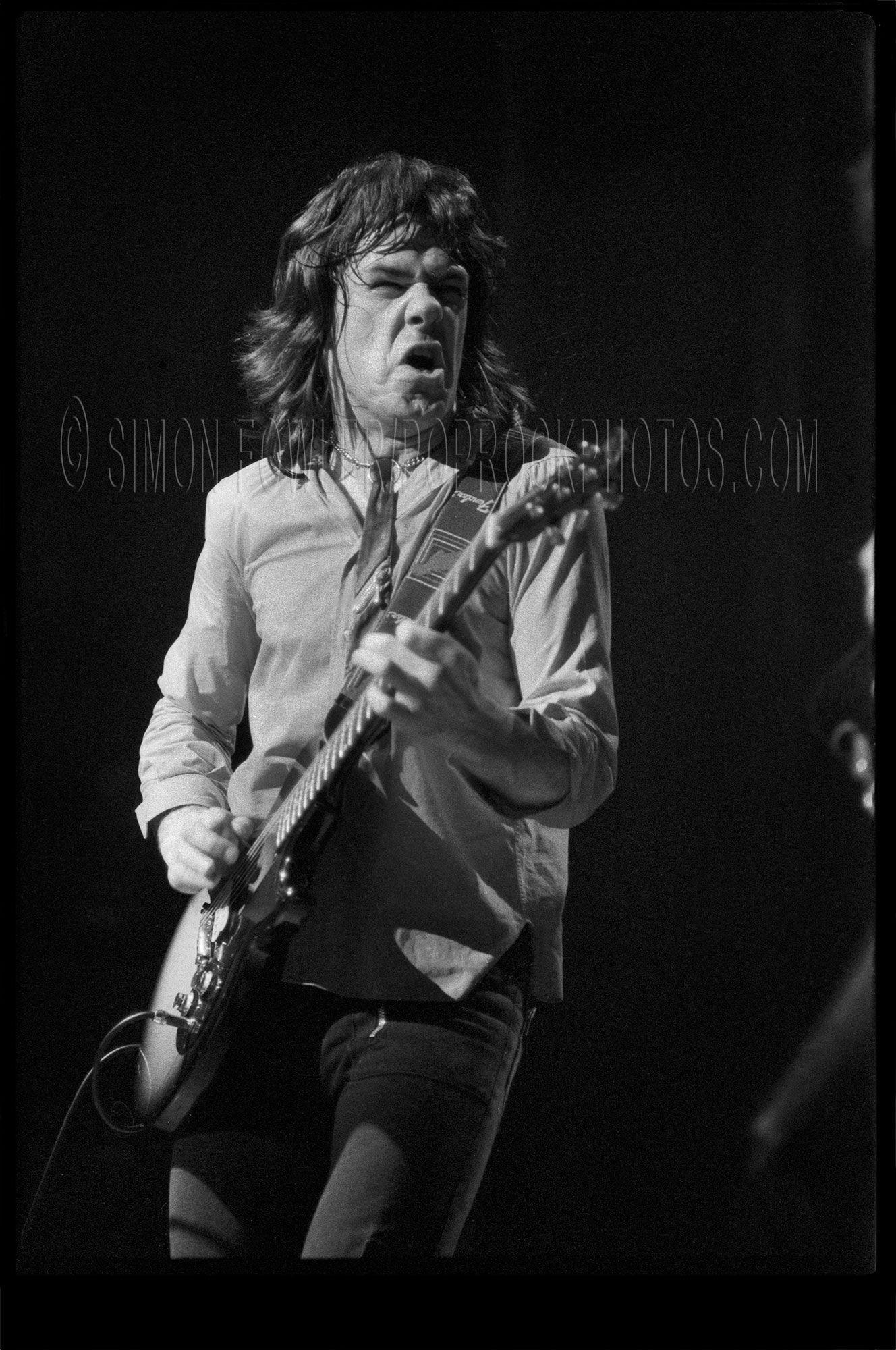 1328x2000 Gary Moore. Blues artists, Thin lizzy, Blues rock