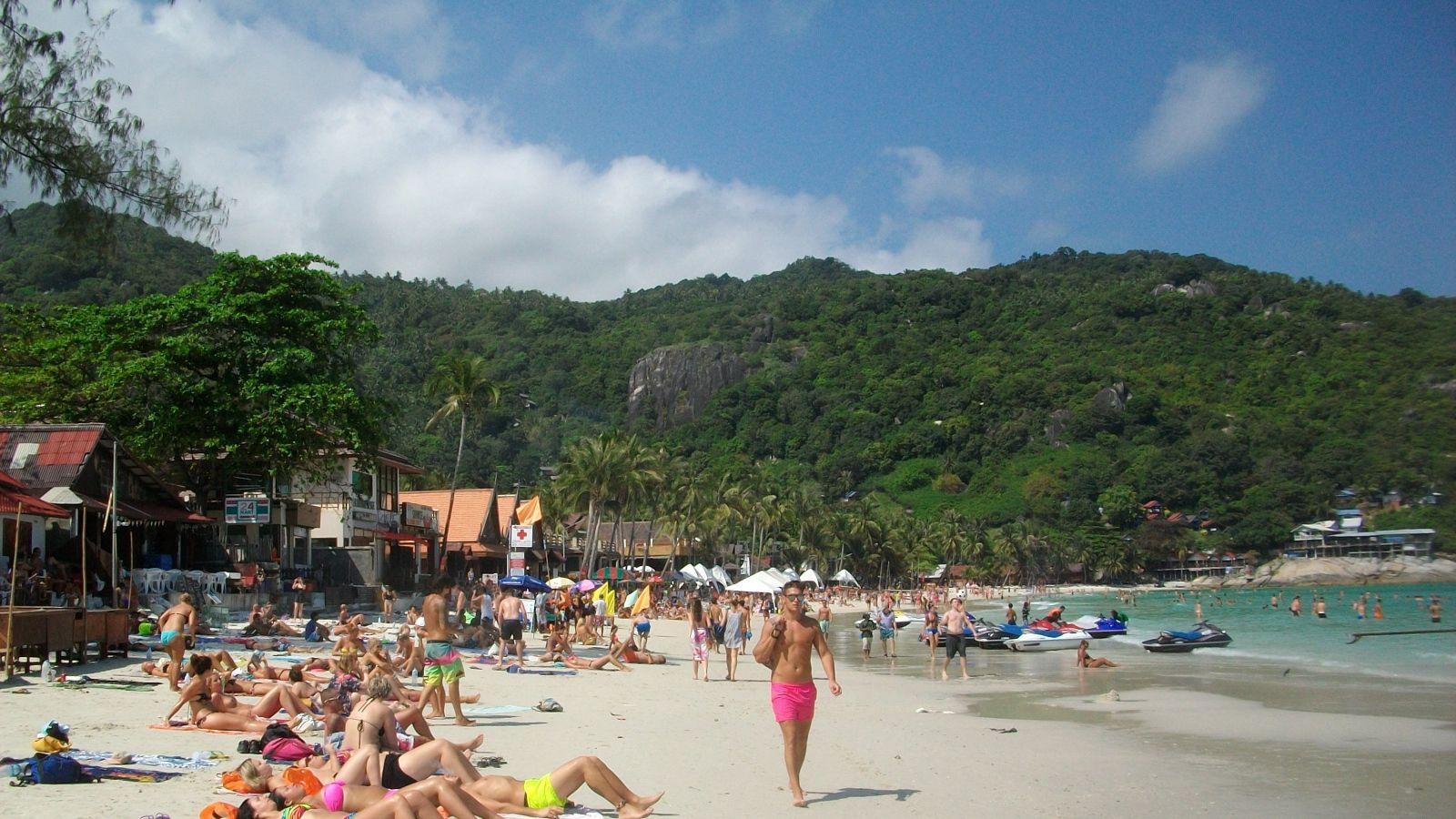 1600x900 Summer vacation on Koh Phangan, Thailand Desktop wallpaper 1600x900