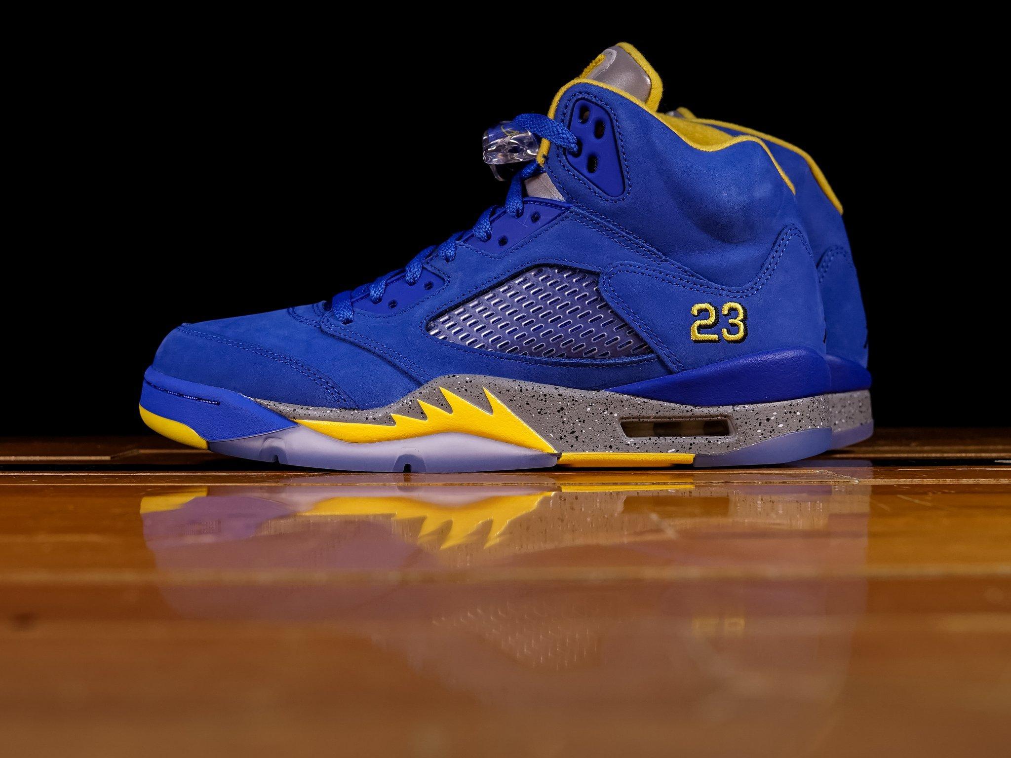 2048x1536 Air Jordan 5 (V) Nike Wallpaper