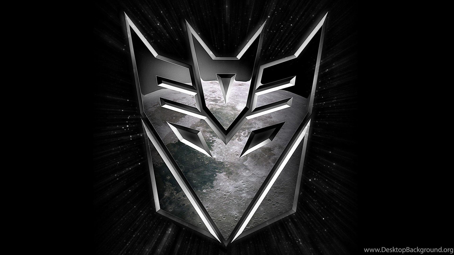 Made a decepticon logo wallpaper based on the purple ios16 wallpaper.  resolution: 1842×4096. Feel free to use as wallpaper. : r/transformers