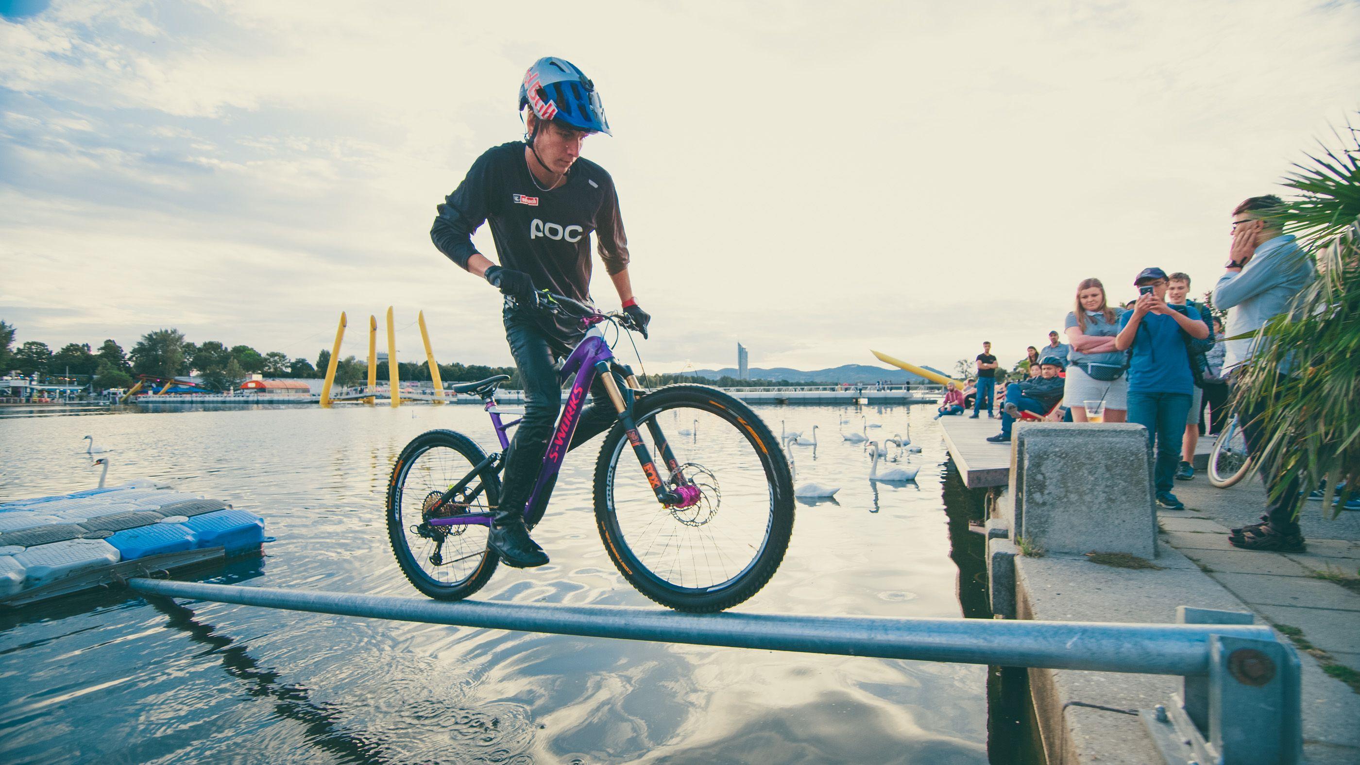 what bike does fabio wibmer use