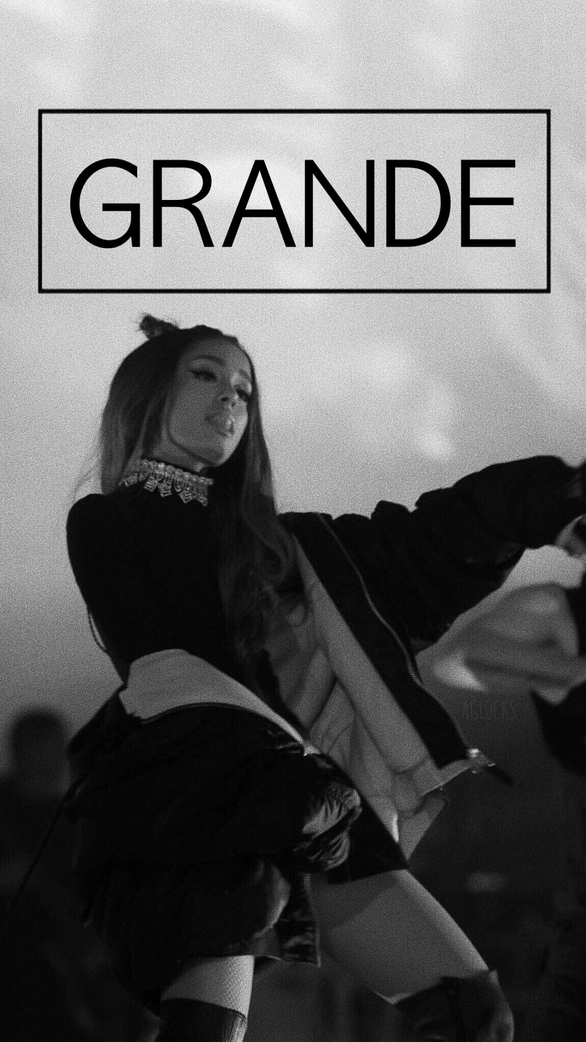 1152x2048 Dangerous Woman Wallpaper