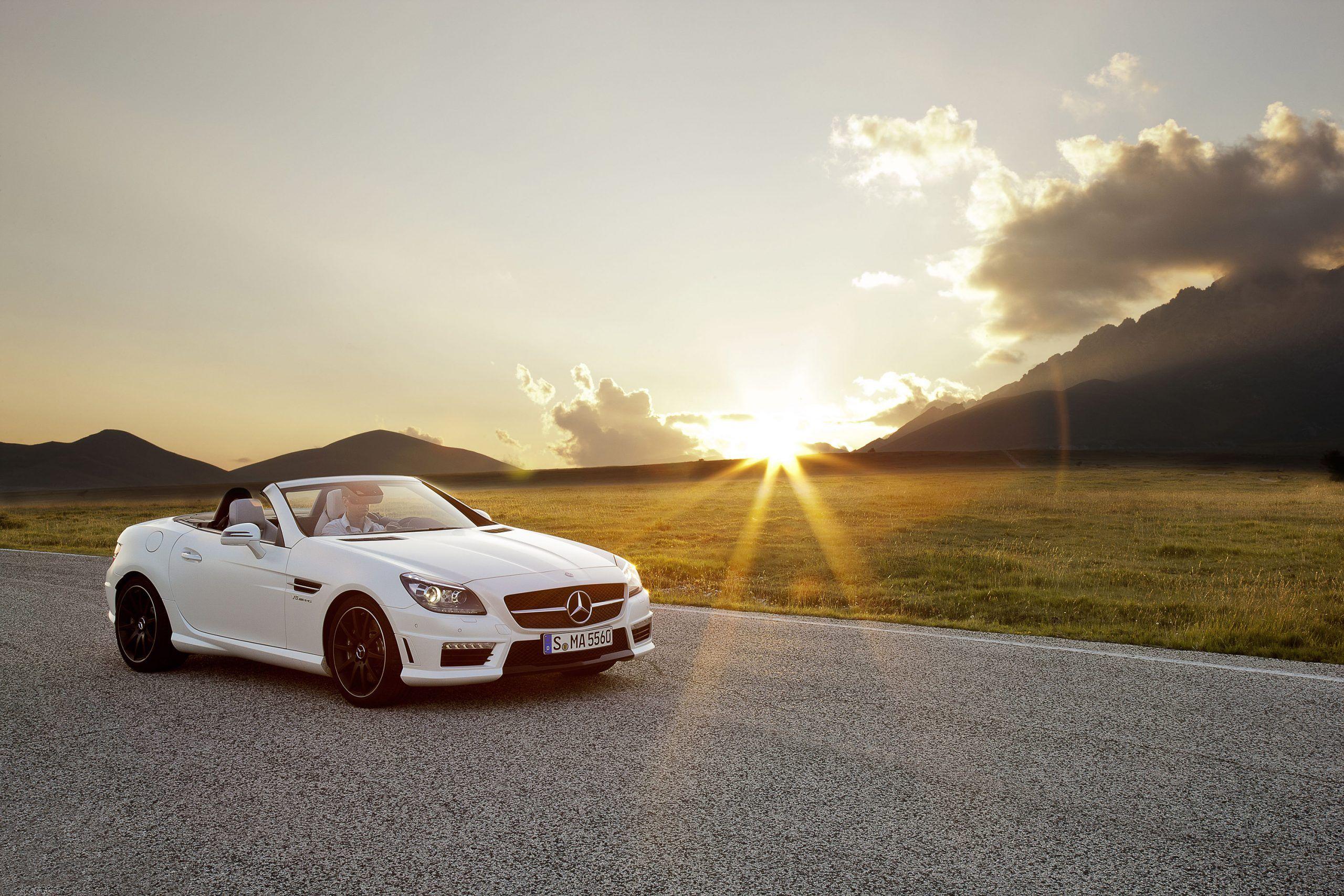 2560x1707 Mercedes Benz SLK 55 AMG Wallpaper