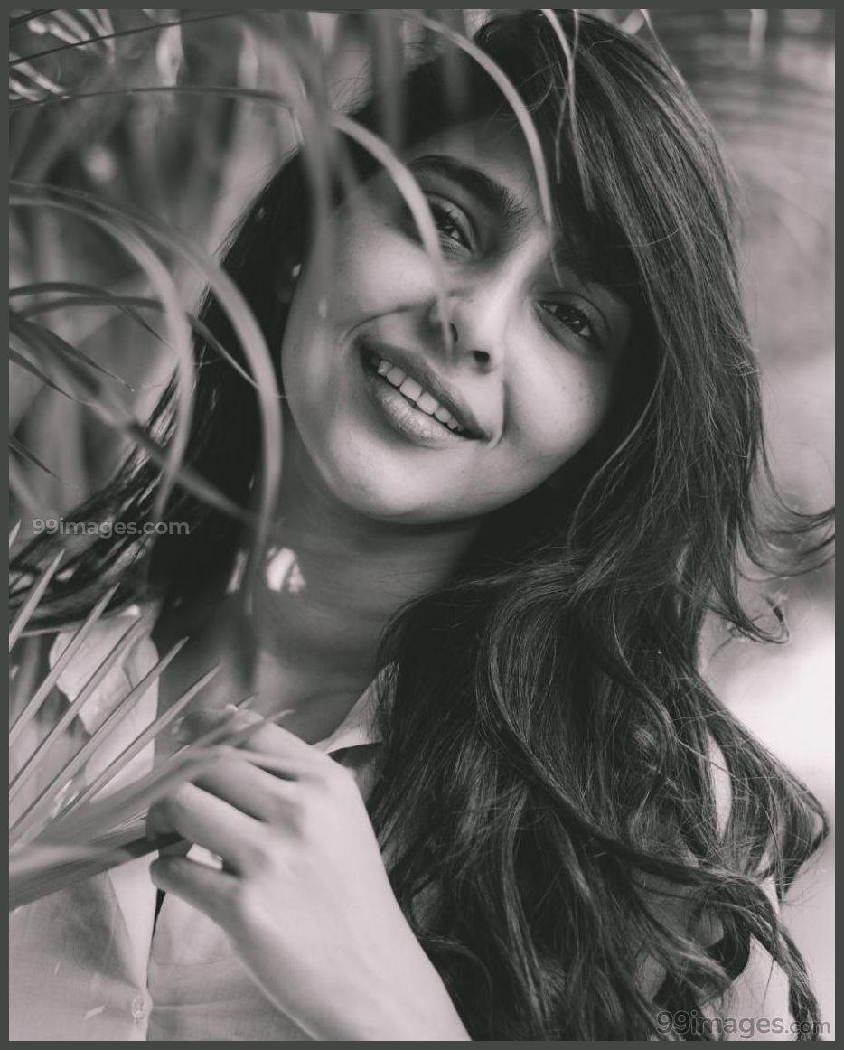 934x1162 Aishwarya Lekshmi Beautiful Hot HD Photohoot Image / Wallpaper (1080p) - #aishwaryalekshmi #aishwaryalak. Photohoot image, Perfect skin, Beauty advice