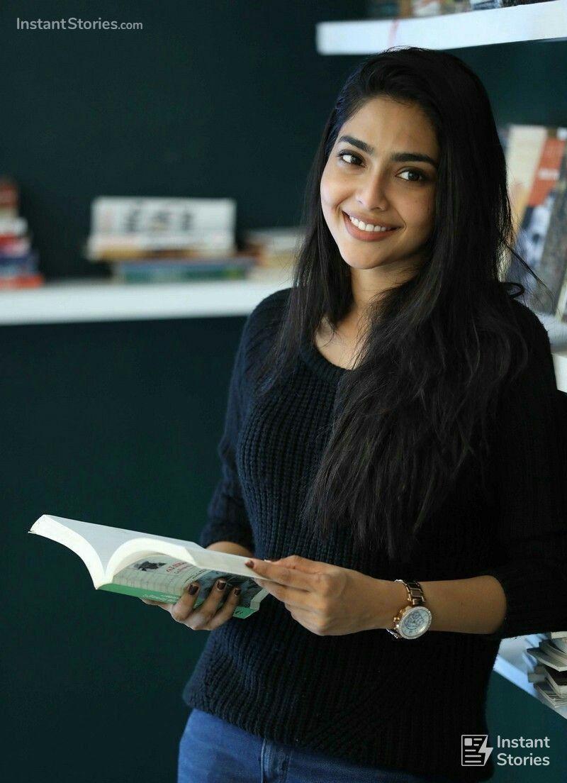 800x1104 Aishwarya Lekshmi Latest Cute HD Photo Wallpaper (1080p, 4k) (6834) # Aishwaryalekshmi. Indian Actress Gallery, Lakshmi Actress, Beautiful Girl Photo