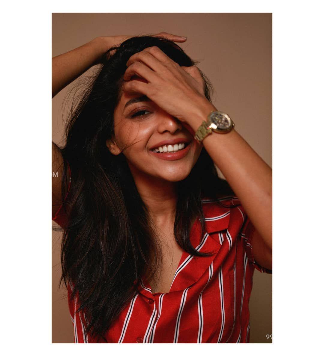 1080x1165 Aishwarya Lekshmi Mobile Wallpaper