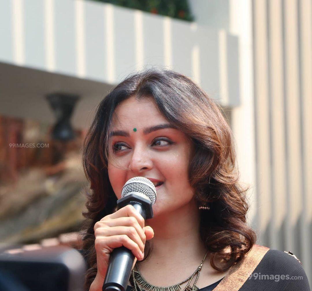 1080x1007 Manju Warrier Beautiful Photo & Mobile Wallpaper HD (Android IPhone) (1080p) (1080x1007) (2020)