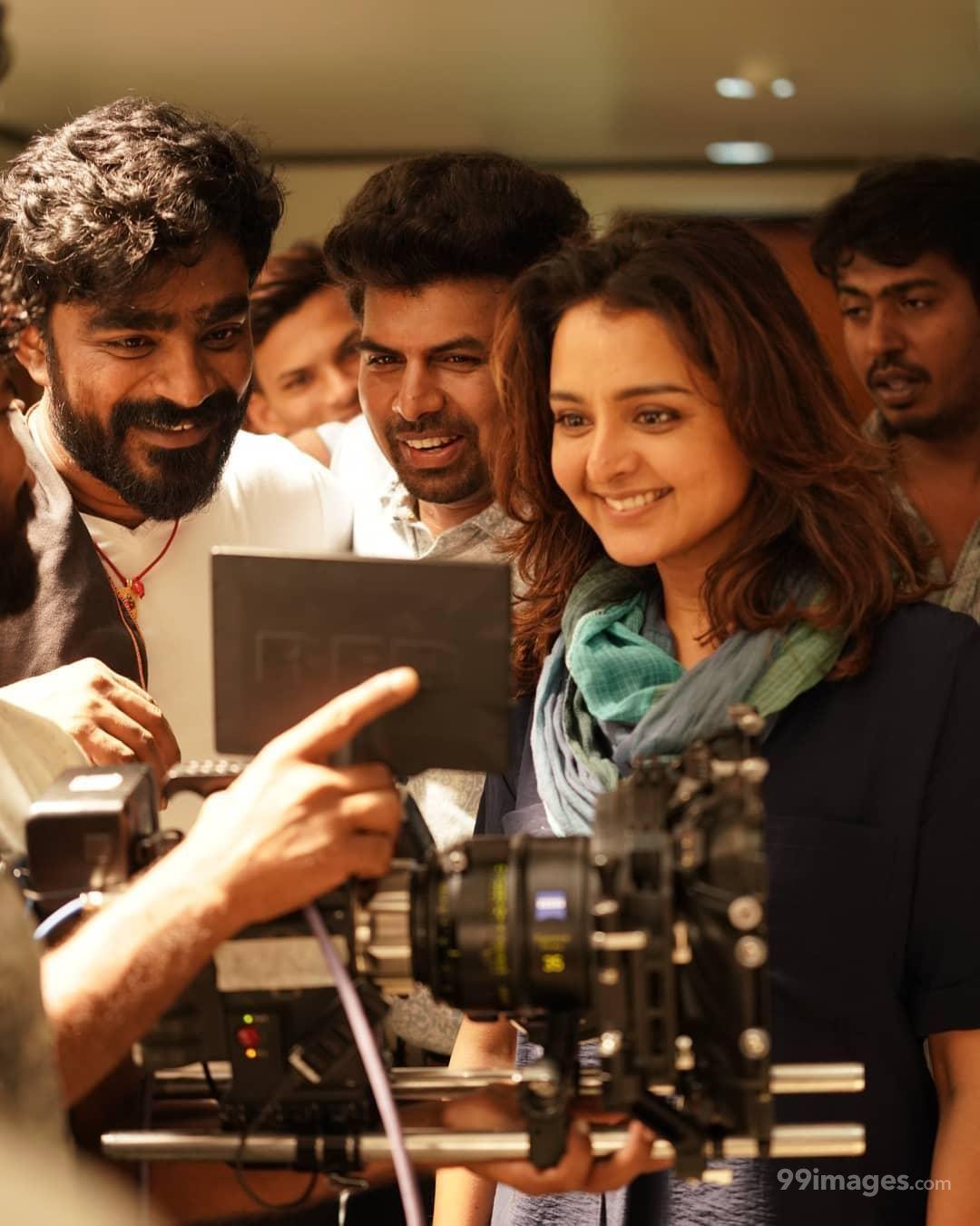 Manju Warrier Wallpapers Top Free Manju Warrier Backgrounds