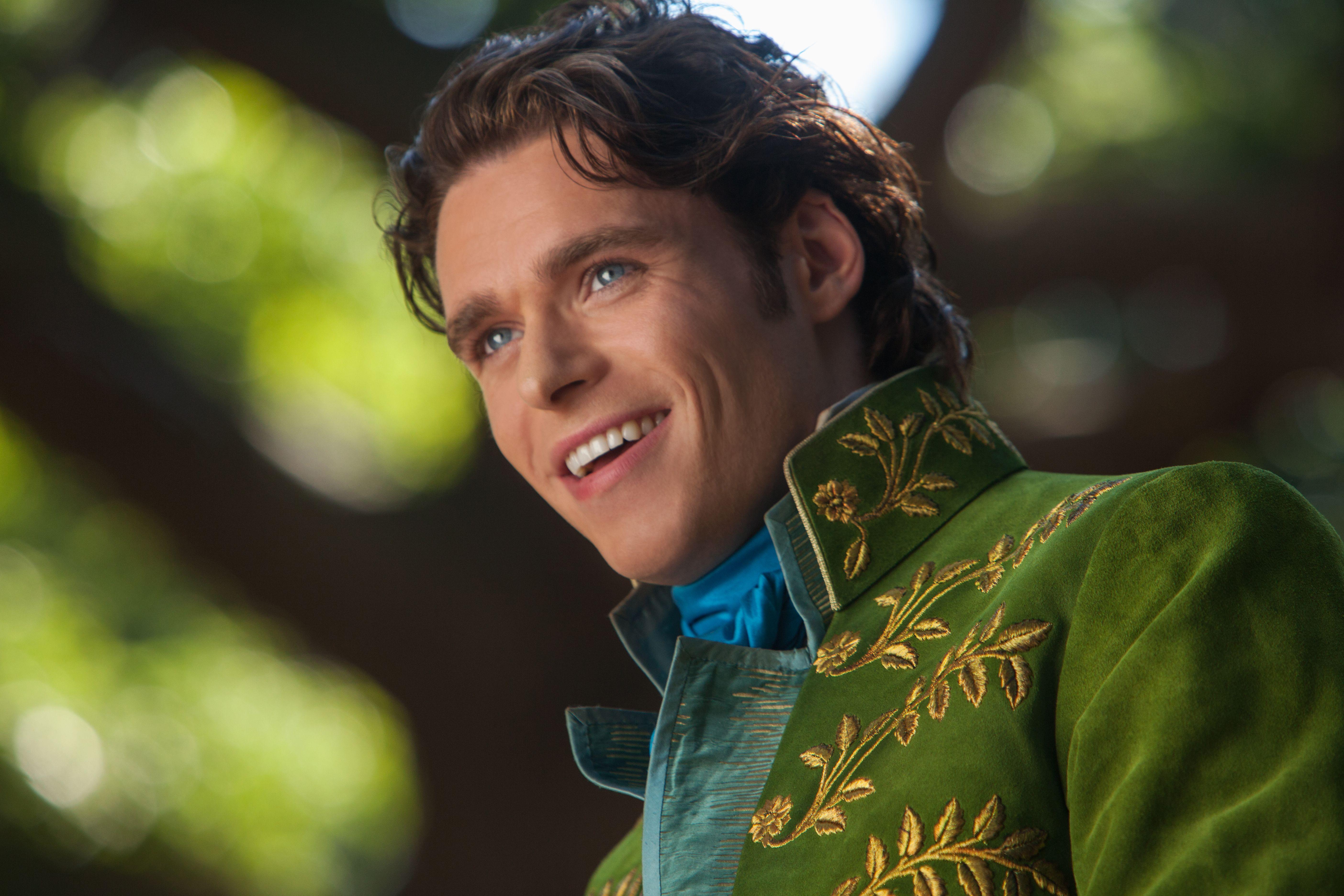 5616x3744 Richard Madden Wallpaper:5616x3744