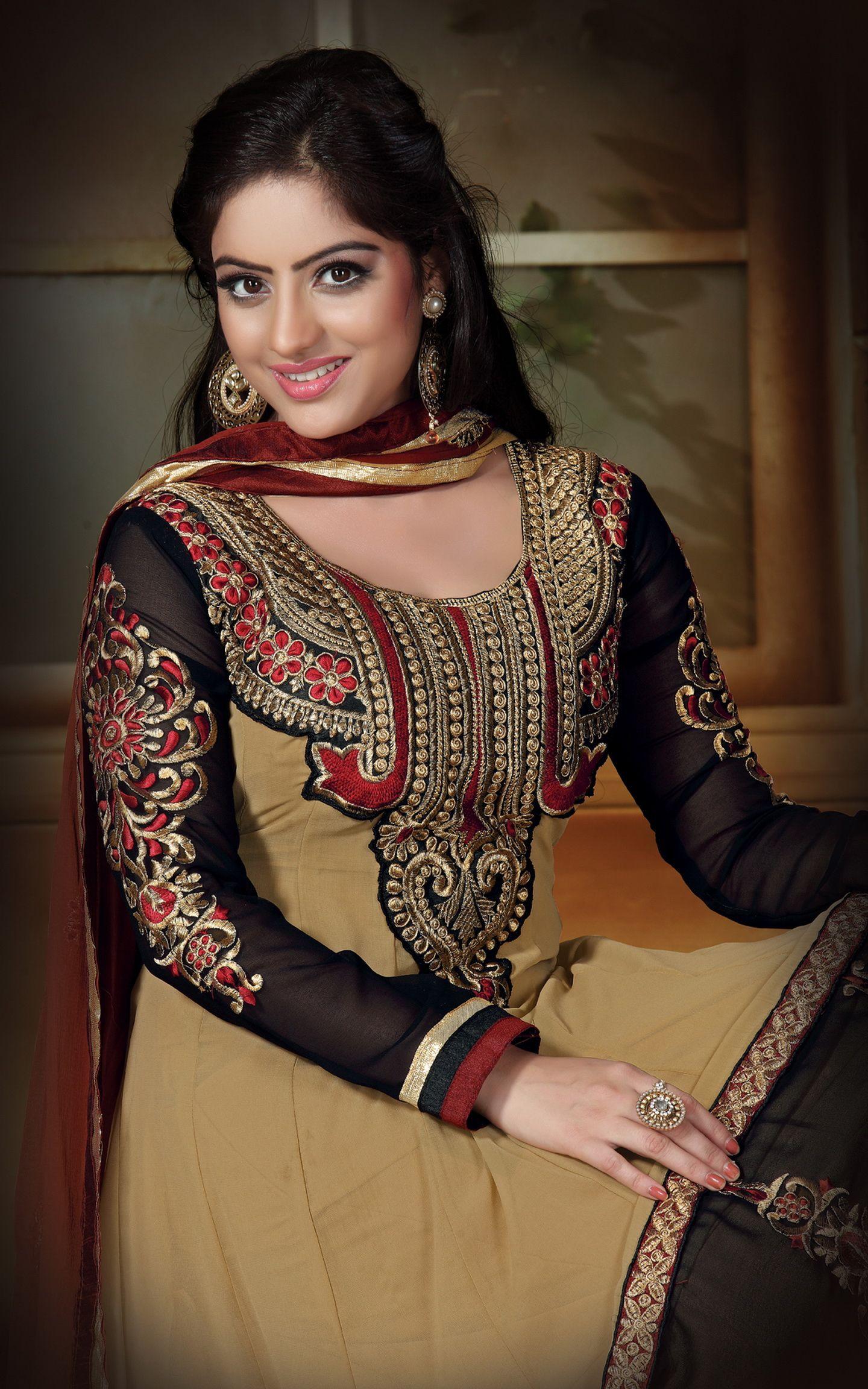 1440x2304 Deepika Singh Photohoot. Veethi. Deepika singh, Indian sarees, Designer party wear dresses