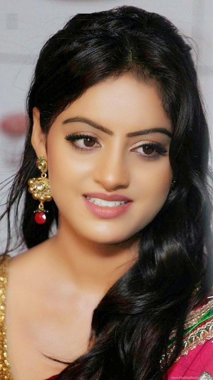 720x1280 Deepika Singh Wallpaper