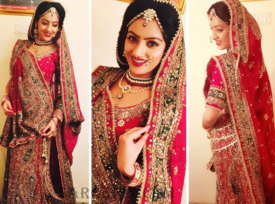 1048x778 Deepika Singh Bridal Look