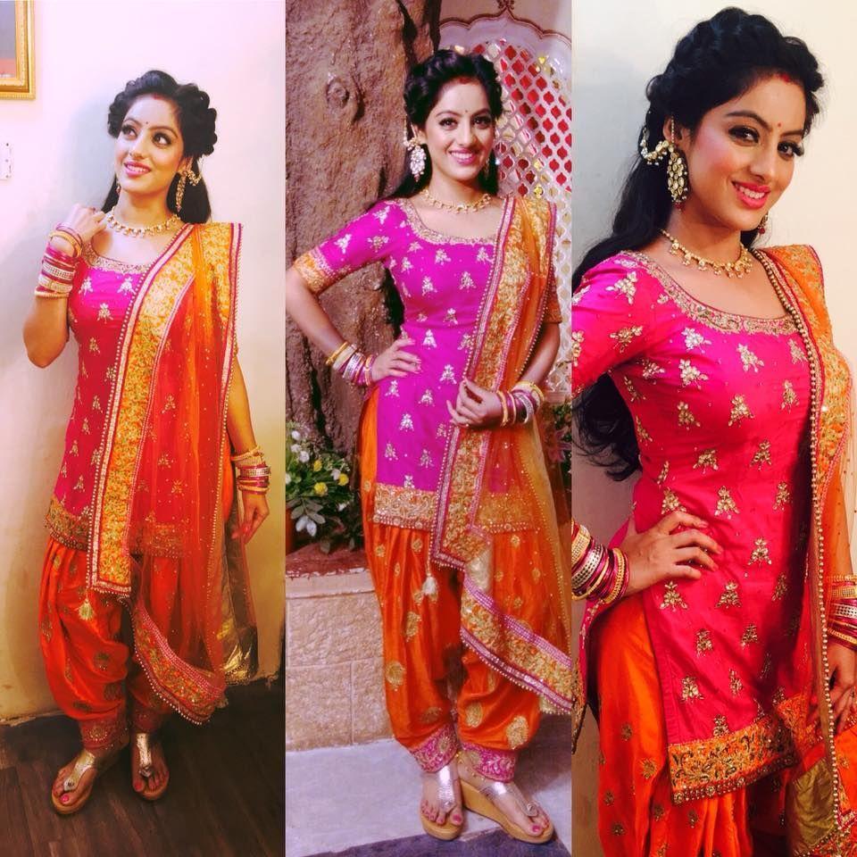 960x960 deepika singh