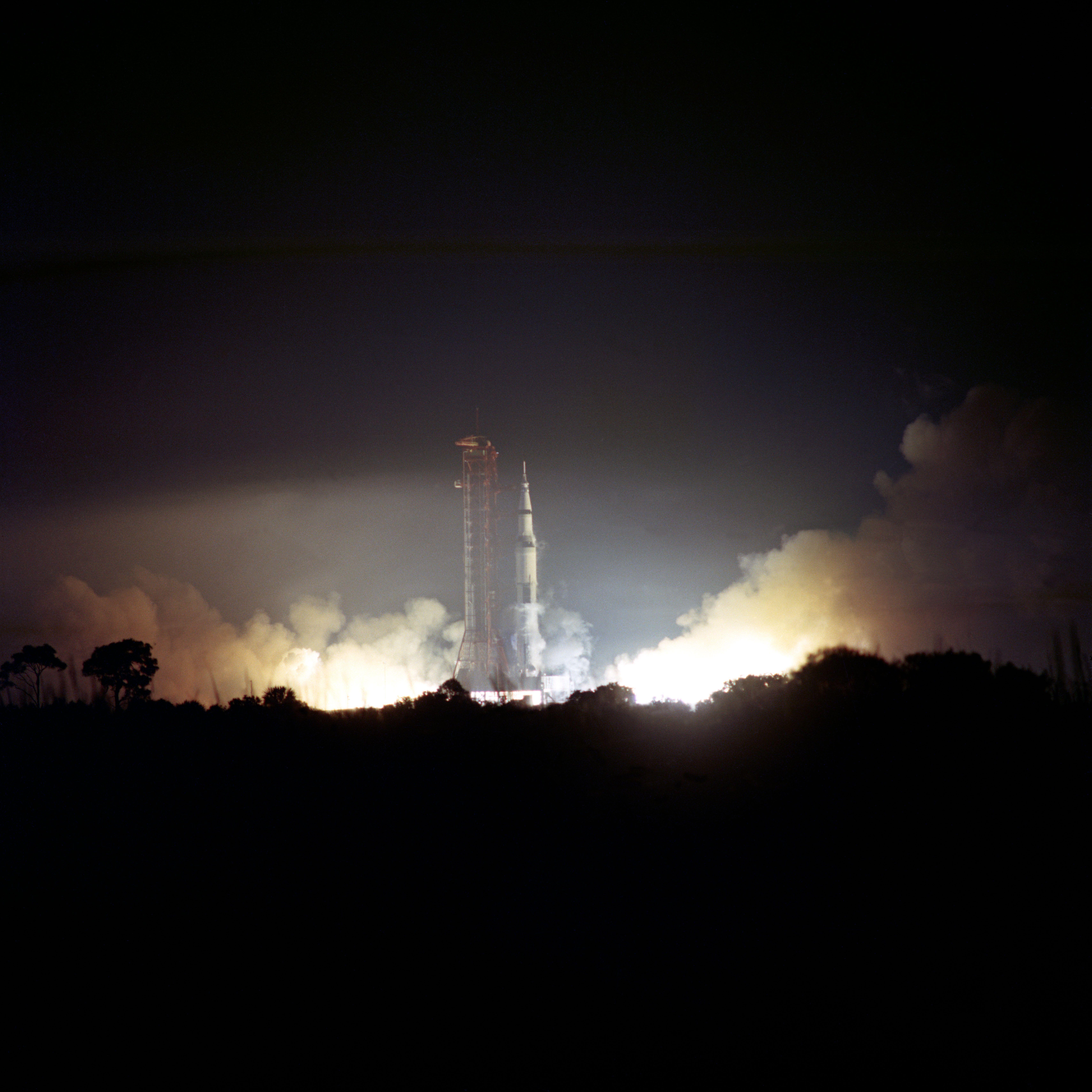 6838x6838 Apollo 17 Launch