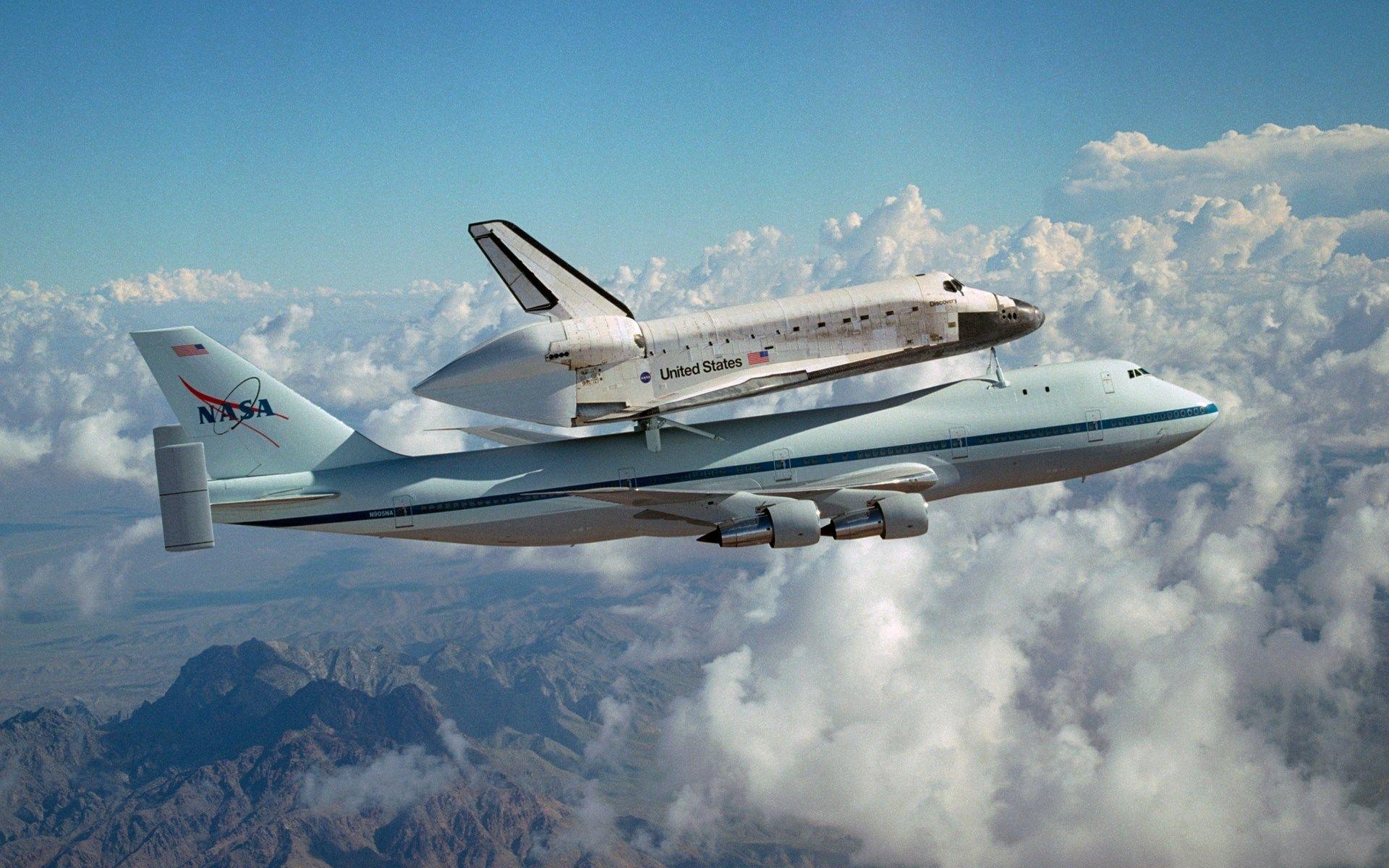 1920x1200 HD wallpaper space shuttle discovery. Space shuttle, Air and space museum, Space nasa