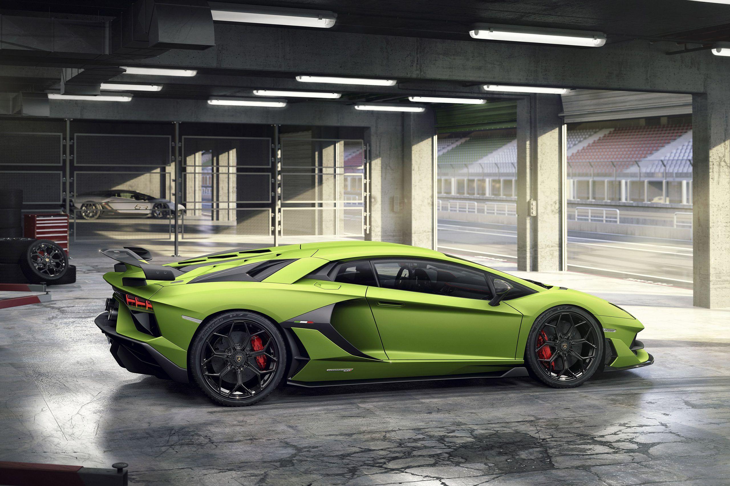 2560x1707 Lamborghini Aventador SVJ Wallpaper