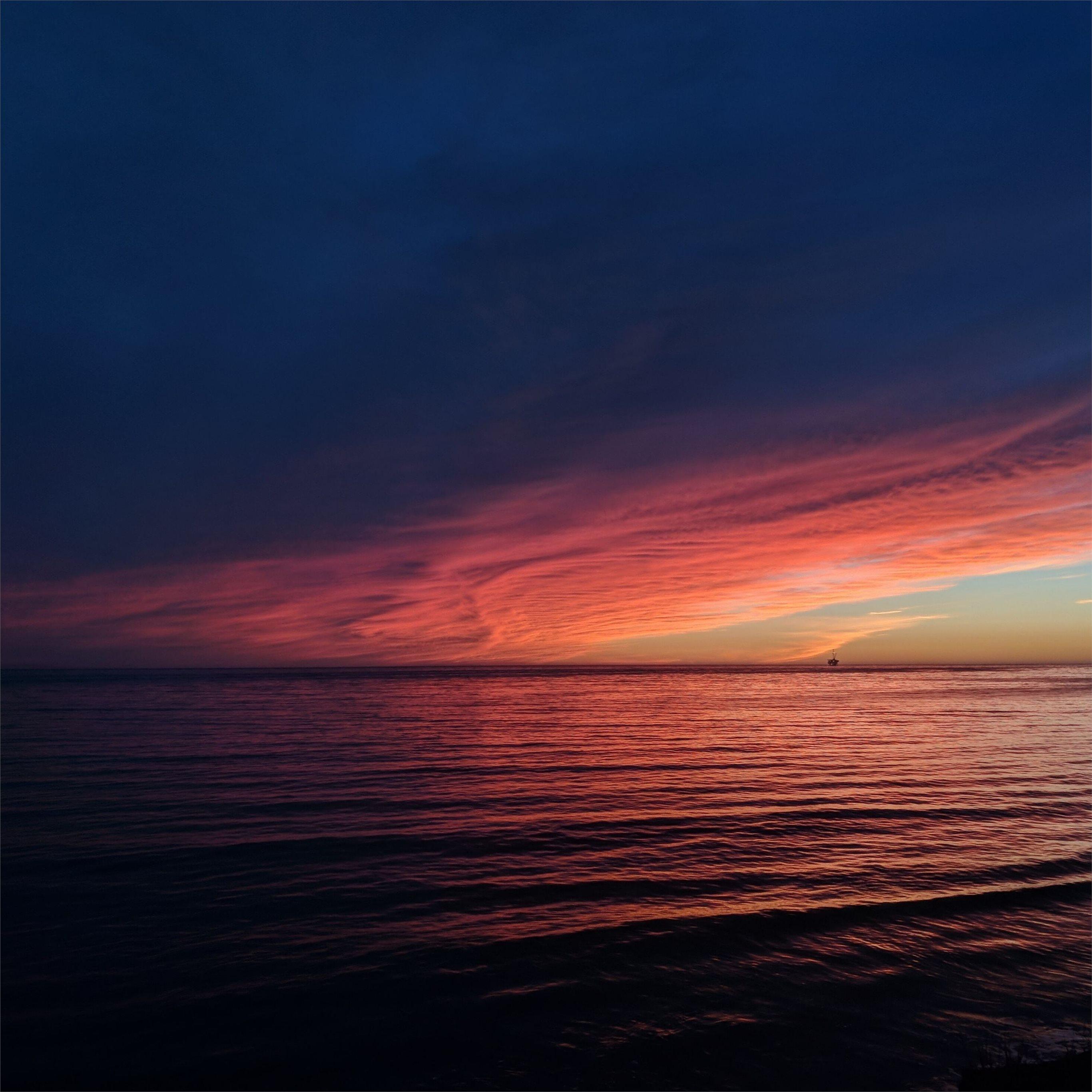 2732x2732 sea ocean sunset reflection pastel waves iPad Air Wallpaper Free Download