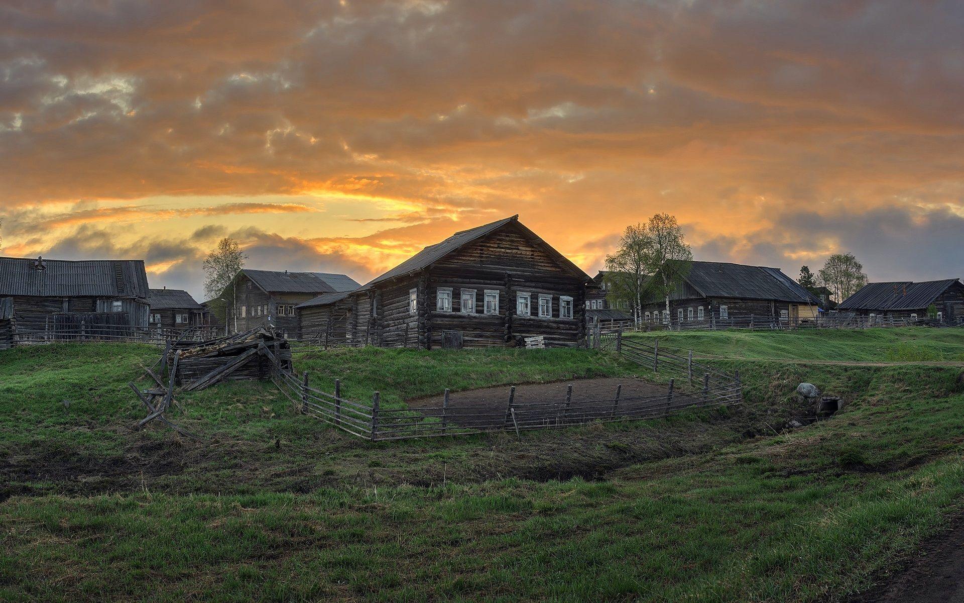 1920x1200 Wallpaper Arkhangelsk oblast, village, houses, grass, clouds, dusk, Russia 1920x1200 HD Picture, Image