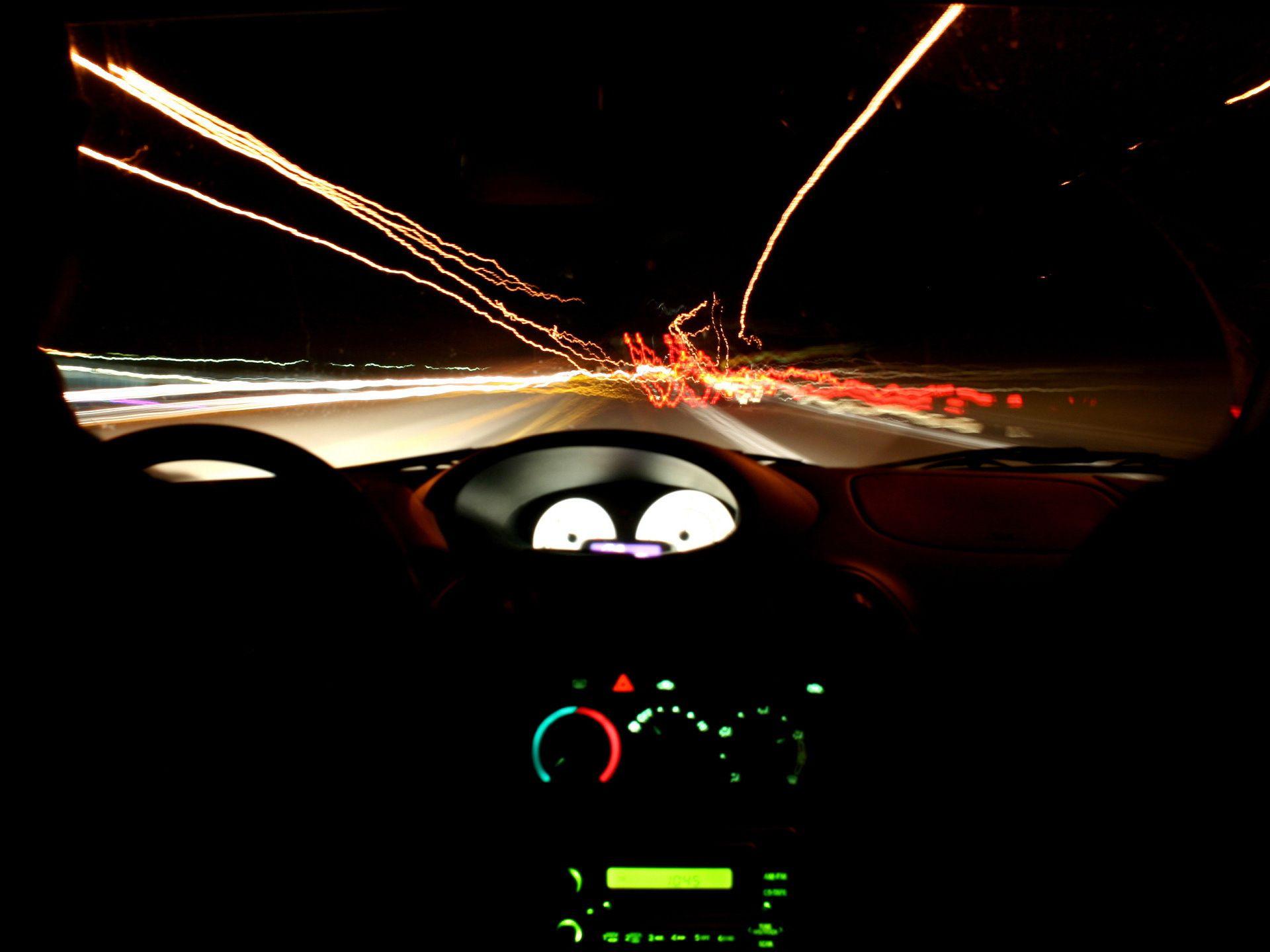 1920x1440 Night view from cockpit of the car wallpaper and image, picture, photo