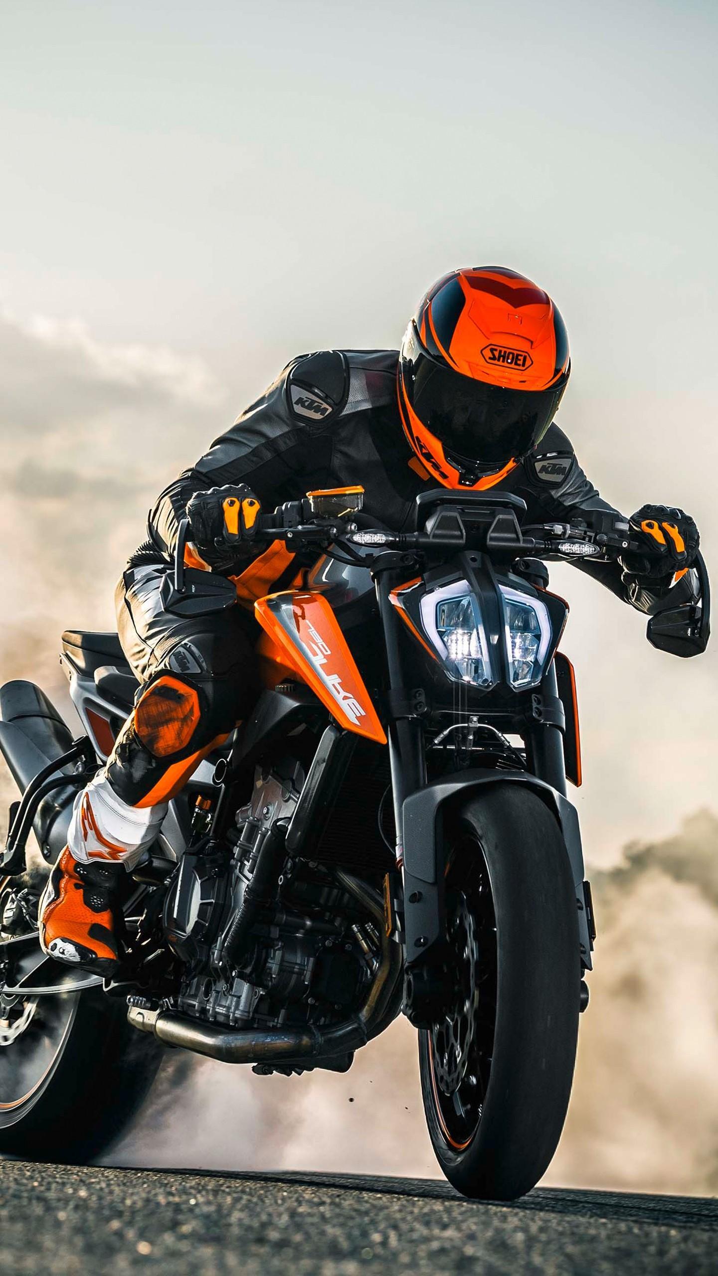 1440x2560 KTM Duke 790 Wallpaper