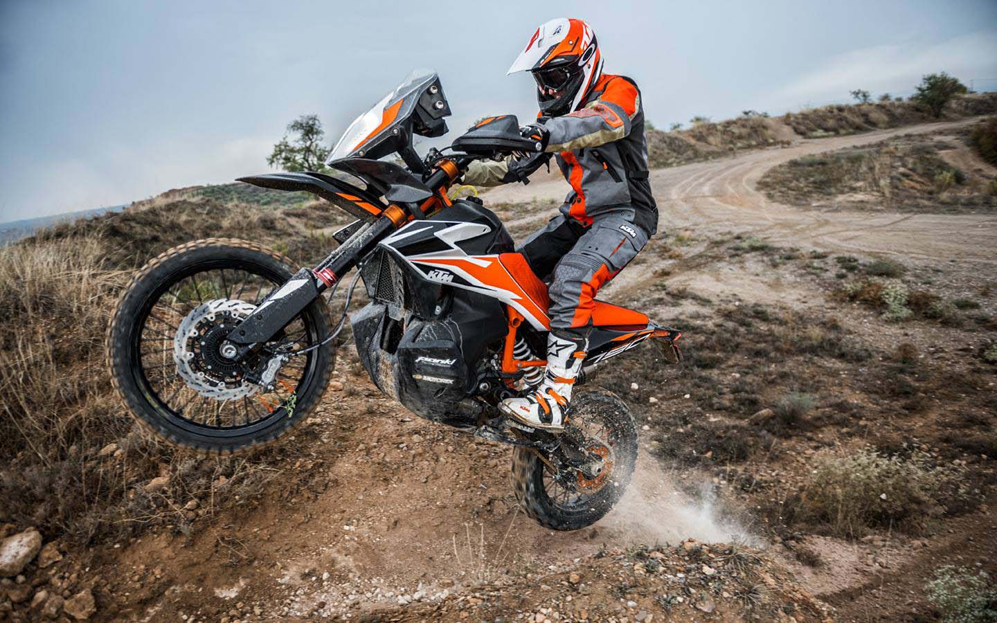 1440x900 The KTM 790 Adventure R Prototype in Action & Rubber
