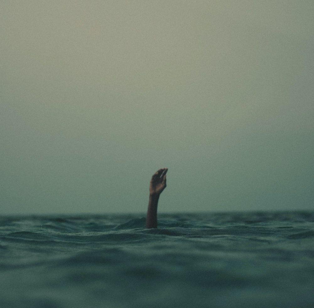 1000x982 Drown Picture. Download Free Image
